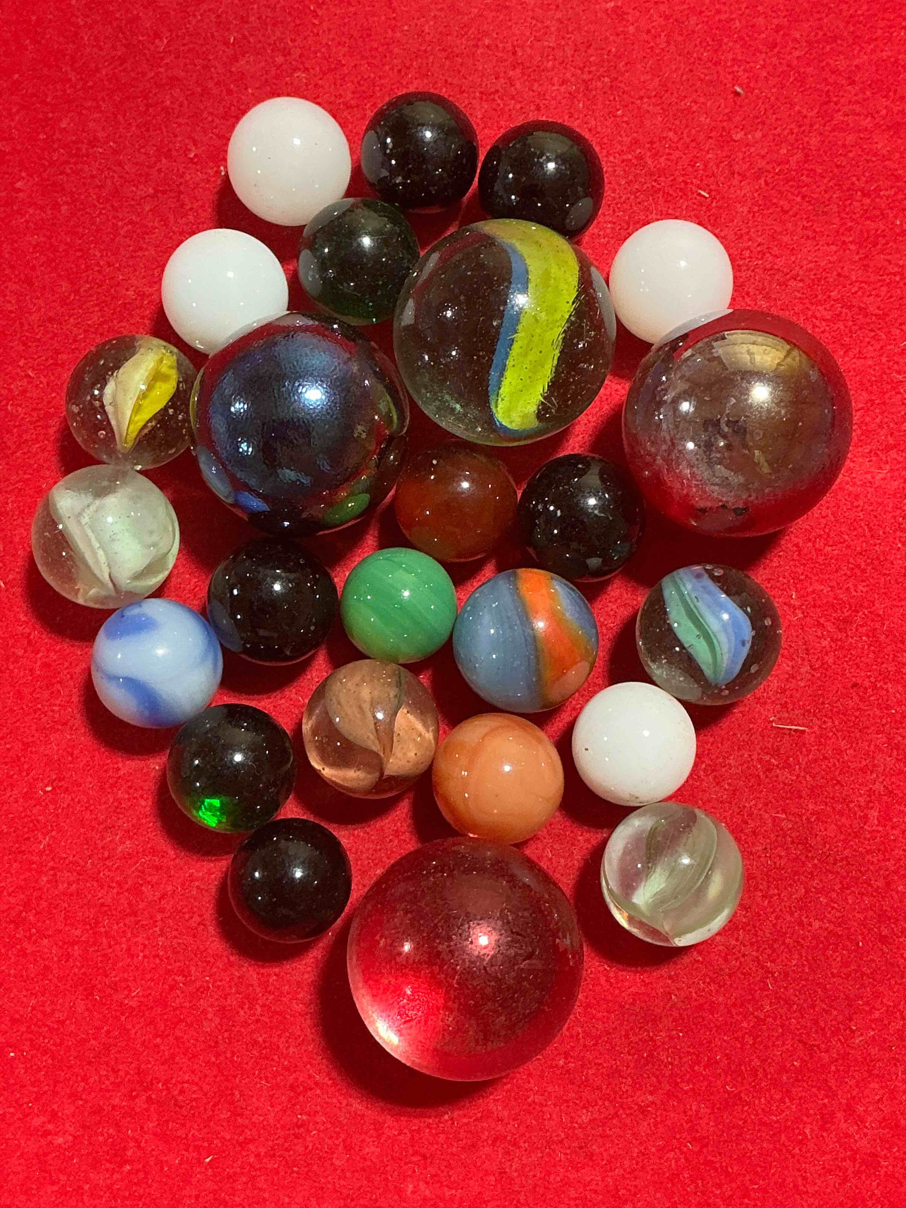antique glass marbles! genuine stunning marbles lot, all marbles made between the years 1925-1965 & made with uranium! many are great depression era & even earlier! gorgeous, authentic pieces of history!  