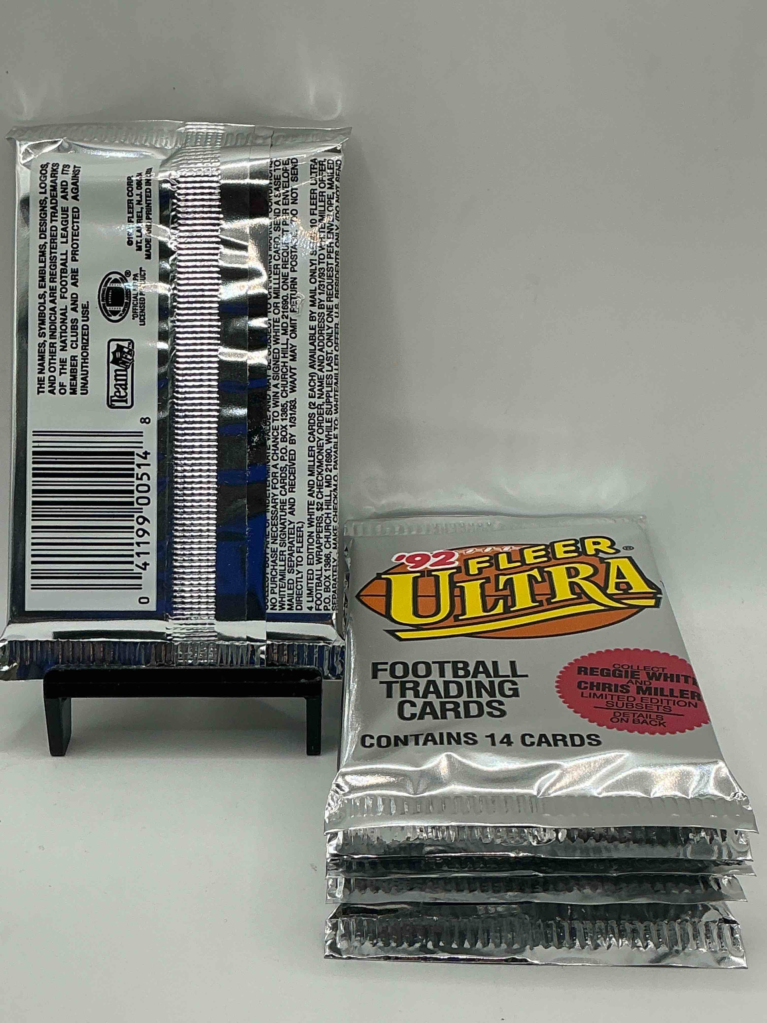 Condition photo showing New/Like New for 1992 fleer ultra football unopened packs, straight from box! search for awesome cards from barry sanders, emmitt smith, brett favre & other 80's & early 90's stars! also, search for mark rypien performance highlights cards!