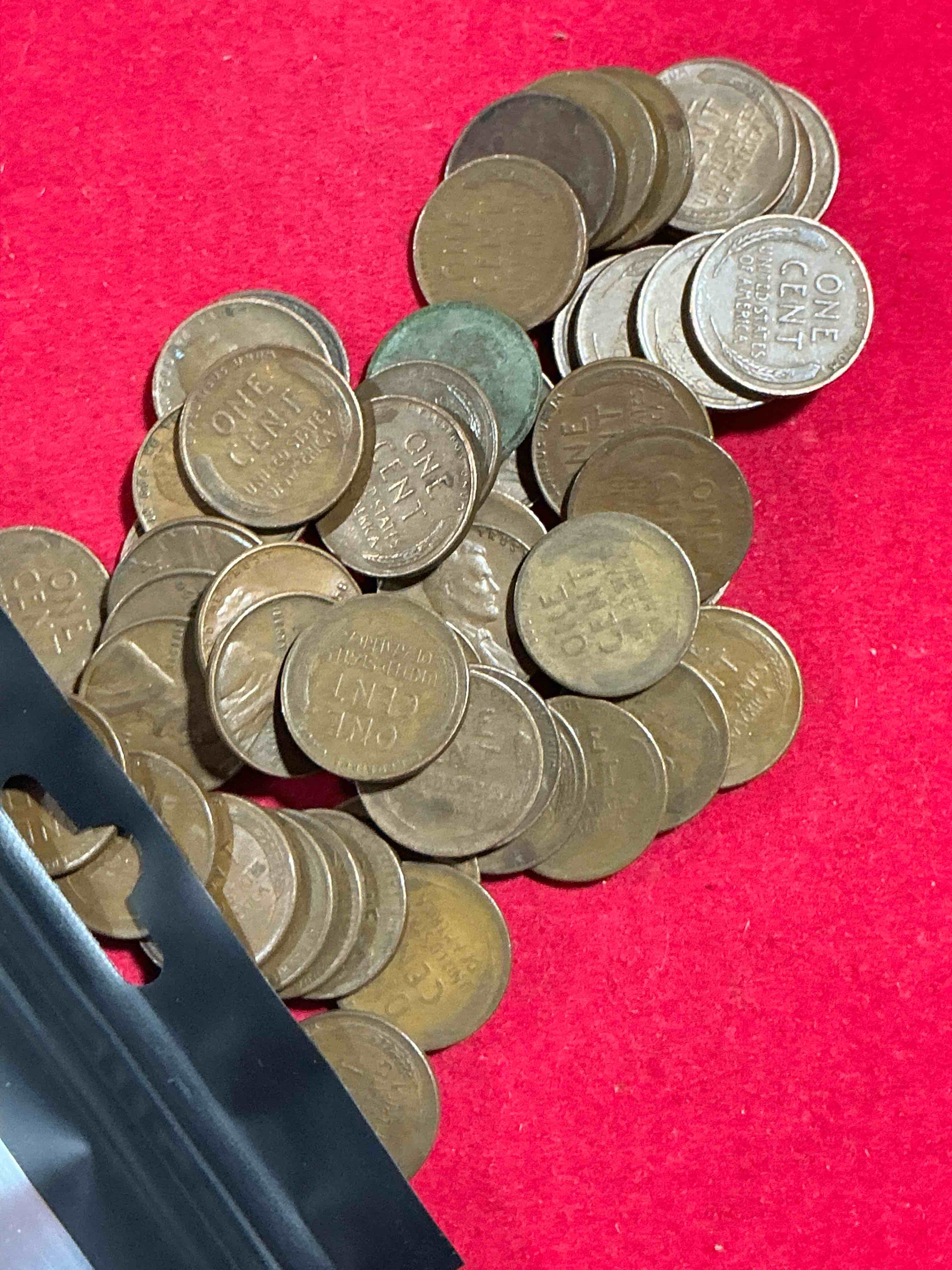 antique wheat pennies 50 count un-searched lot! wheat pennies were minted from 1909-1958 originally replacing the indian head penny. there are many, many interesting & valuable years / mint marks in wheat pennies, win this lot & have fun searching to see what you get! a great way to start collecting antique coins!