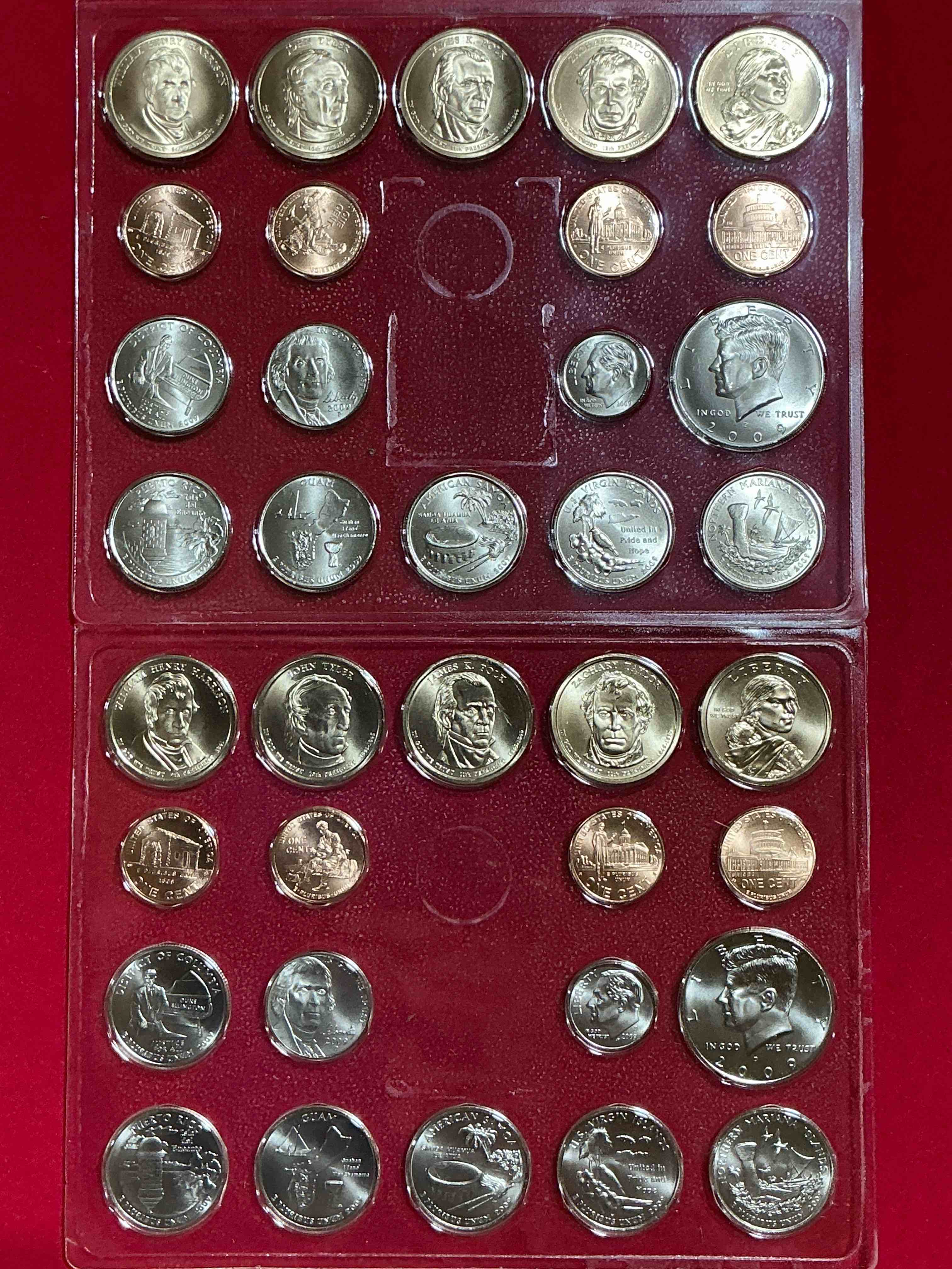 36 coin craziness! denver & philly mints! 2009 uncirculated mint set coins! includes half dollars, president dollar coins, dimes, nickels, pennies & quarters! cool coin collectible! 