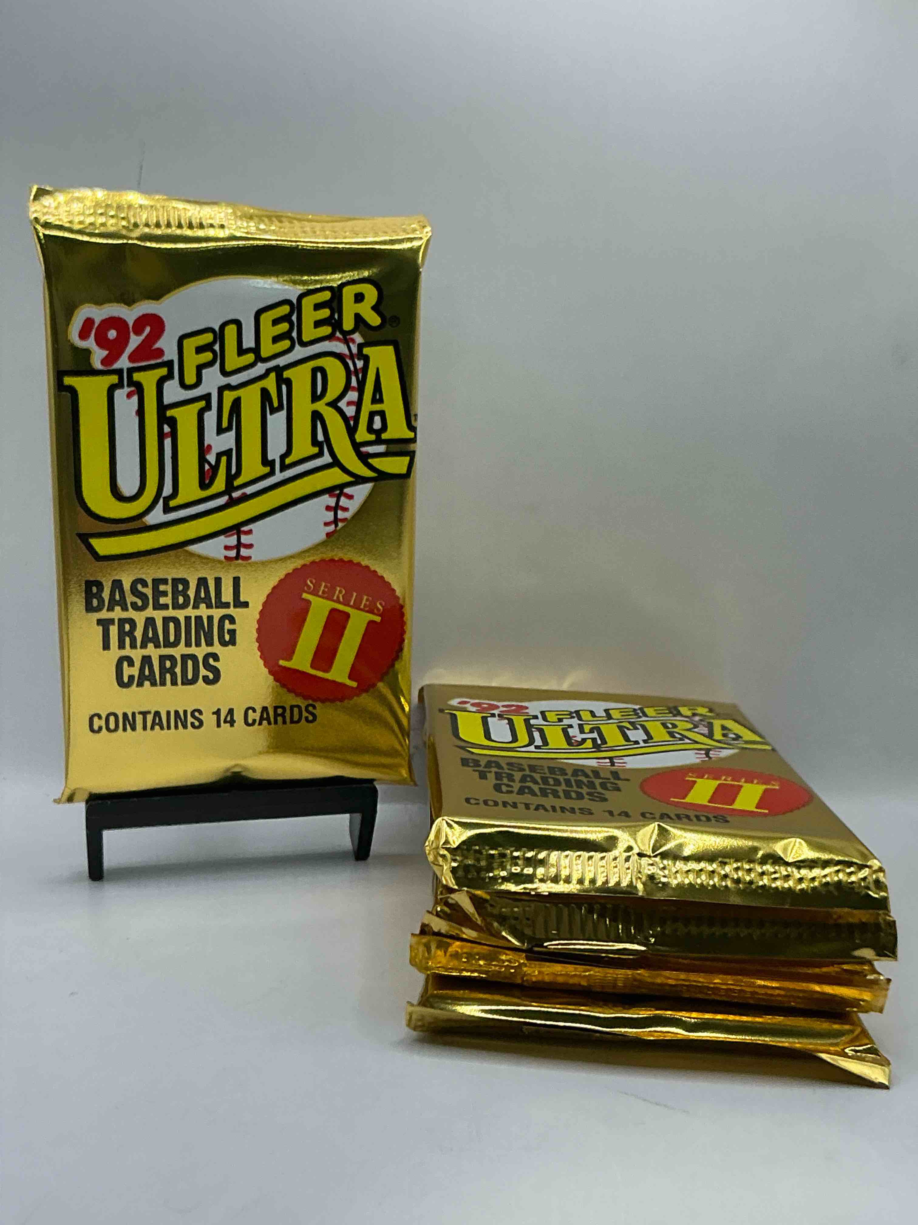 1992 Fleer Ultra Series II Baseball Sealed Card Pack, Direct From Original Sealed Retail Case! Search For Valuable Early Ken Griffey Jr., Nolan Ryan, Cal Ripken Jr. & Much More In This Premium Card Set! These Cards Are Gorgeous!