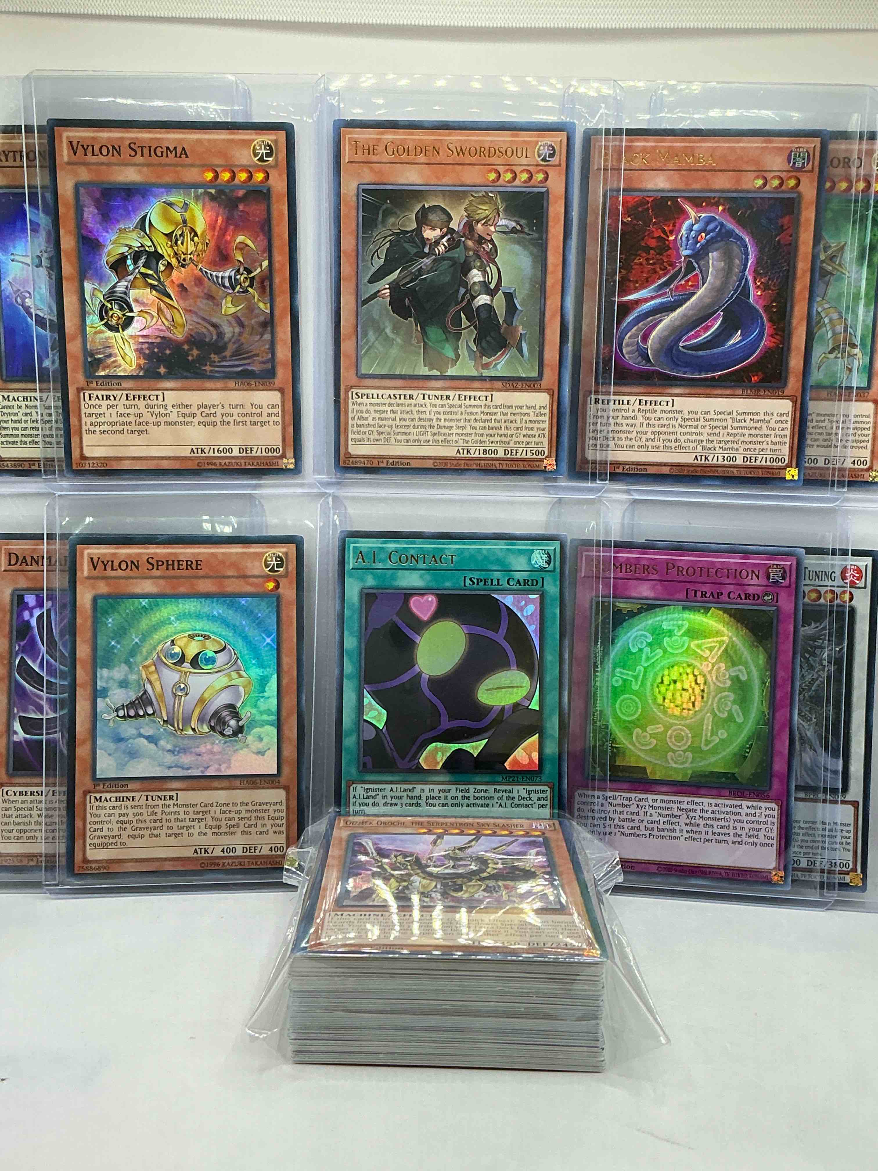 yu-gi-oh 50 card lot! join the craze of yu-gi-oh with these awesome cards! this 50 card lot includes the big three yu-gi-oh category cards, monsters, spells & traps! this 50 card lot includes some of all three! wow! perfect time to start collecting! 