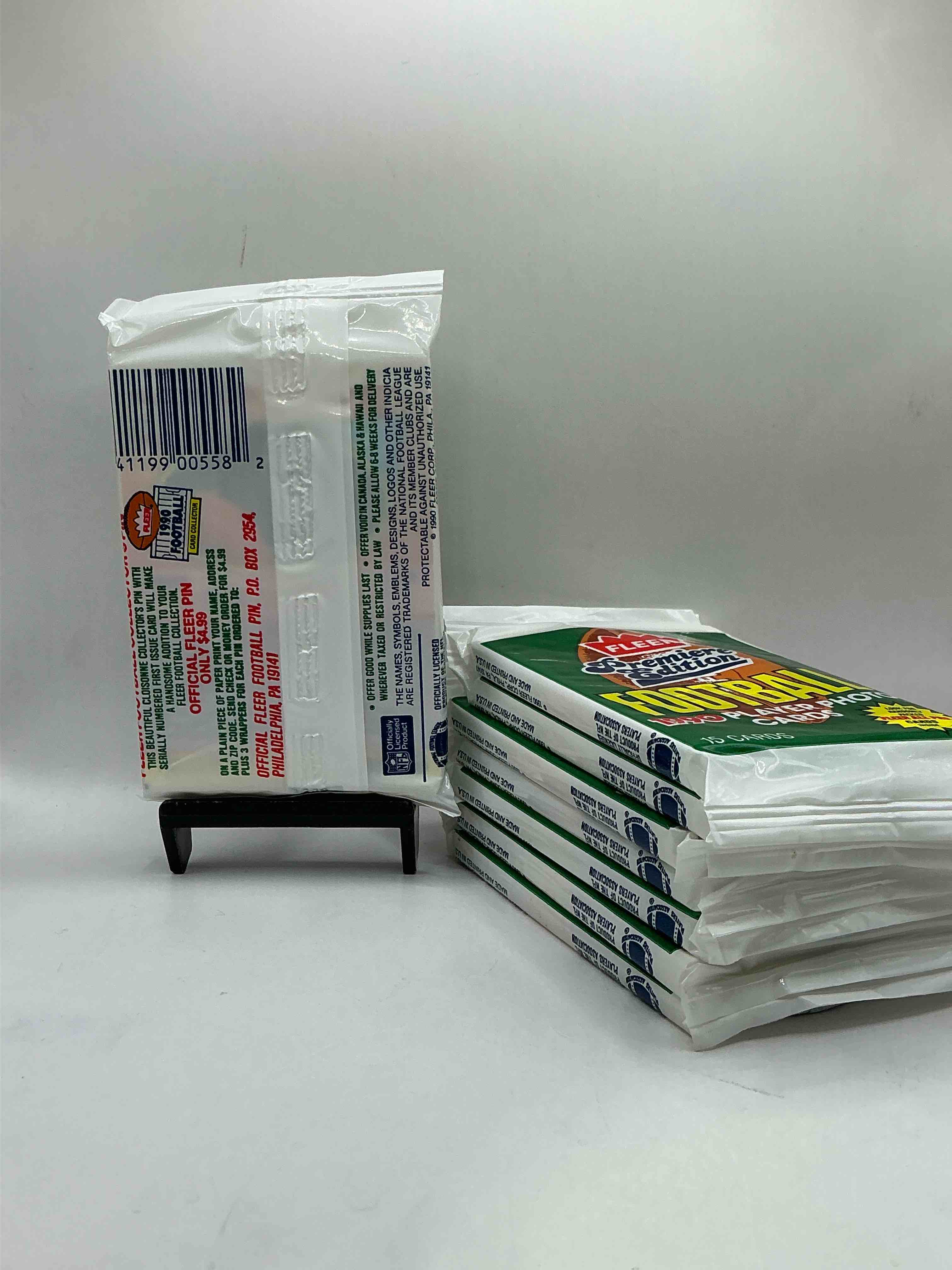 Condition photo showing New/Like New for awesome premiere edition sports cards! emmitt smith rookie year! 1990 fleer premiere edition unopened packs direct from original box! search for emmitt smith rookies!