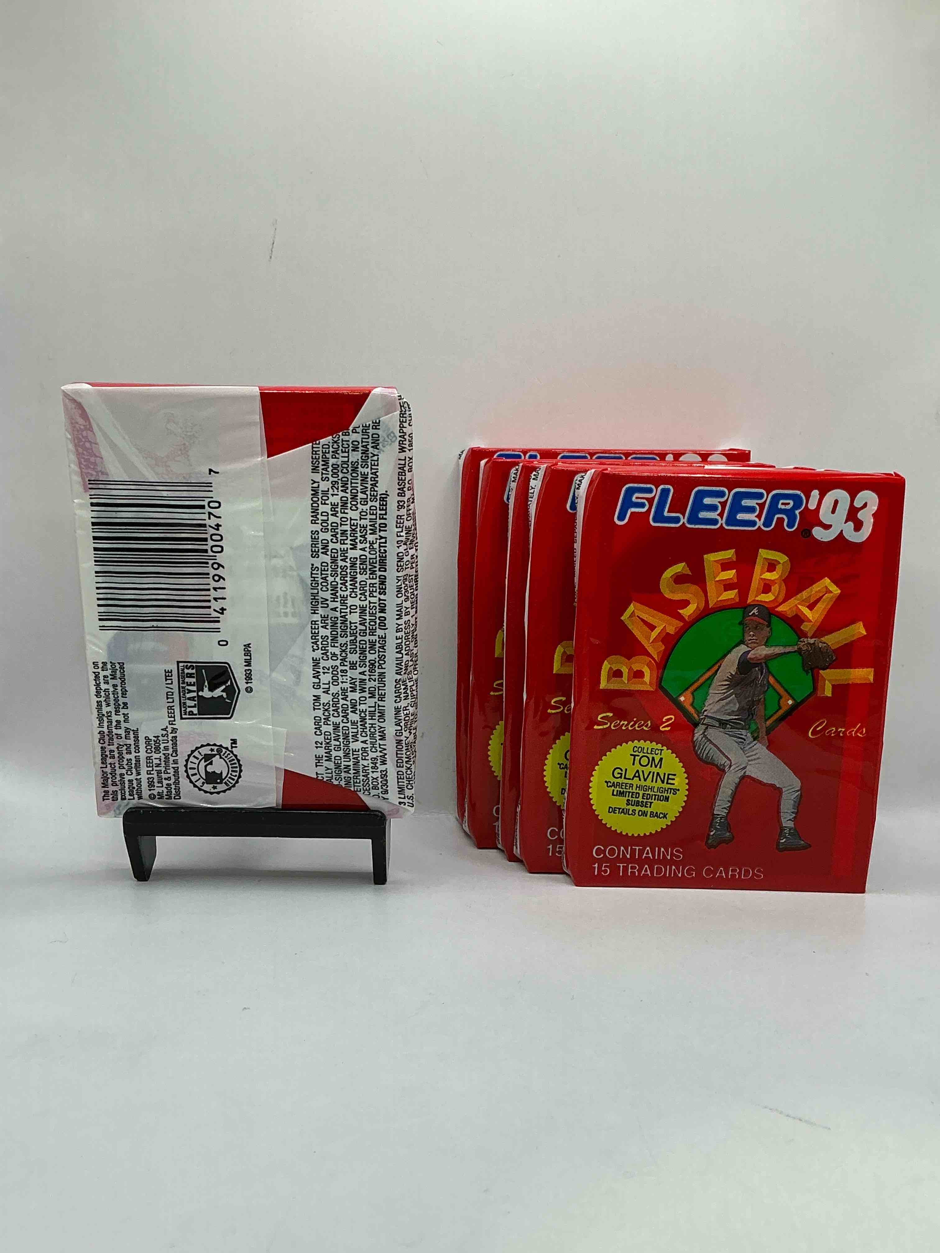 Condition photo showing New/Like New for 1993 fleer series ii baseball unopened baseball card packs, direct from original sealed retail case! search for valuable rookie cards, chipper jones & mike piazza, early ken griffey jr. & so much more!