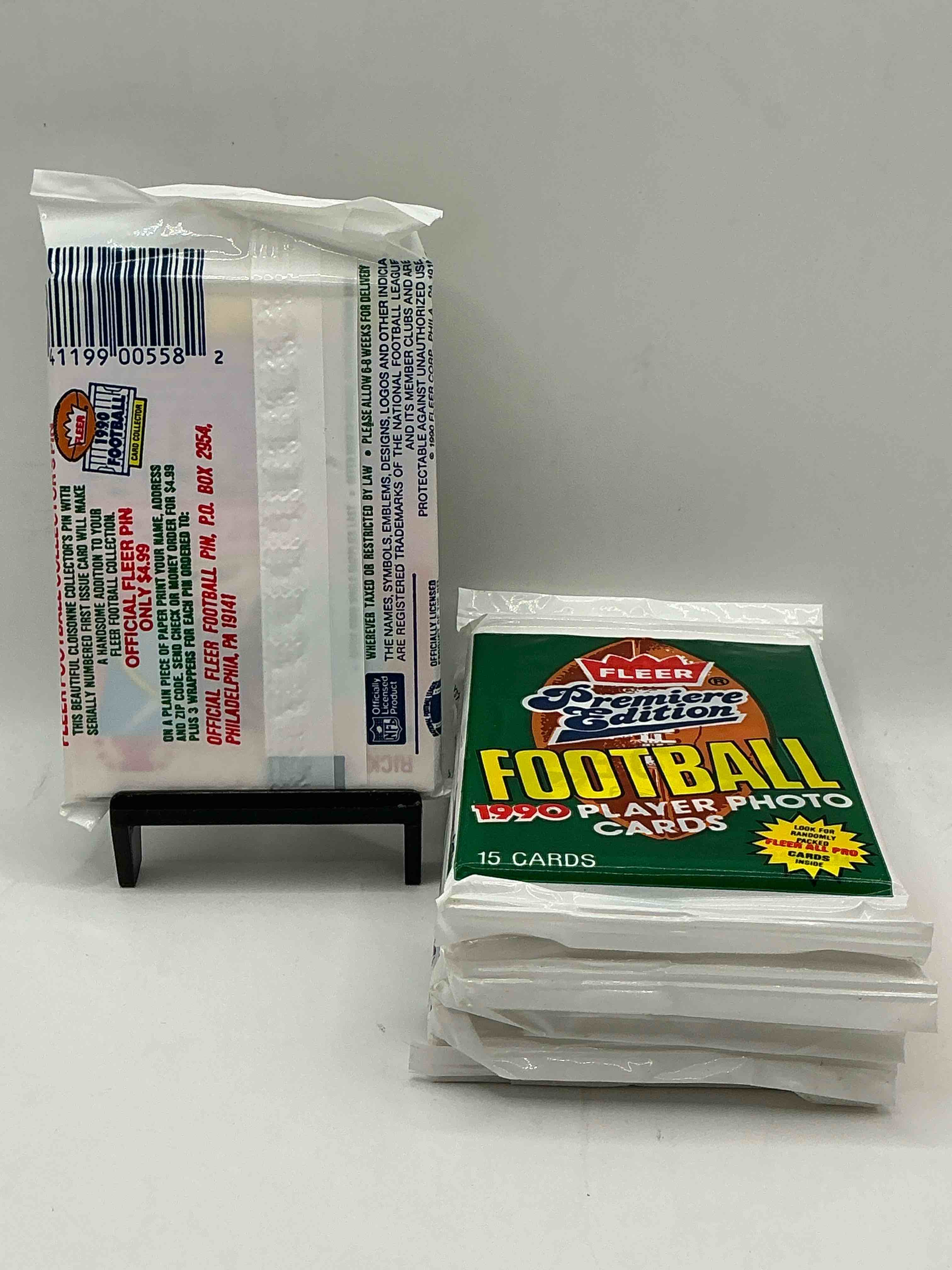 Condition photo showing New/Like New for awesome premiere edition sports cards! emmitt smith rookie year! 1990 fleer premiere edition unopened packs direct from original box! search for emmitt smith rookies!