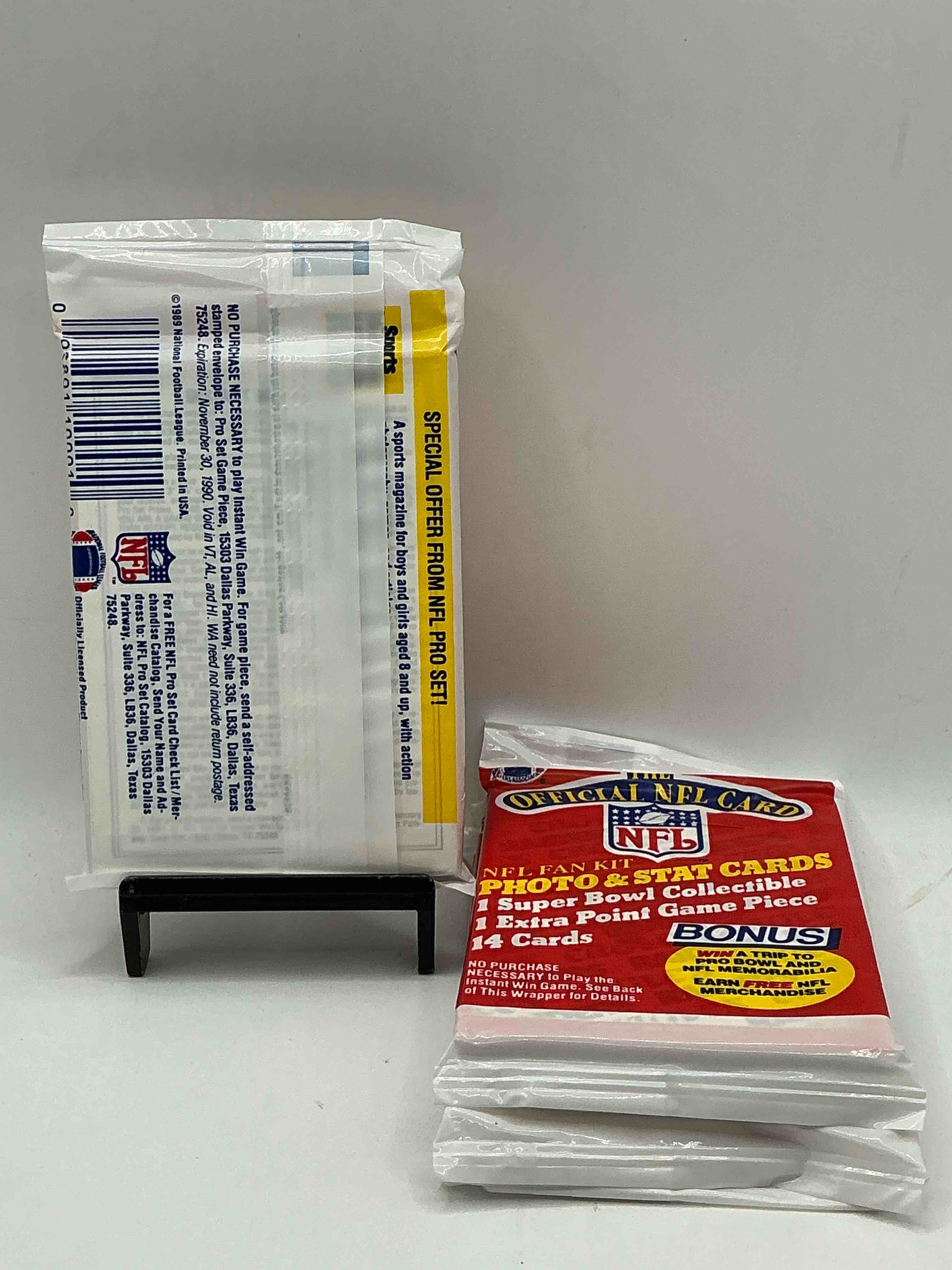 Condition photo showing New/Like New for loaded! 1989 pro set football sealed card pack, direct from original retail case!highly sought after by collectors as this year is loaded with high profile rookies!search for rookie cards from barry sanders, deion sanders, troy aikman, michael irvin & much more! getting hard to find!
