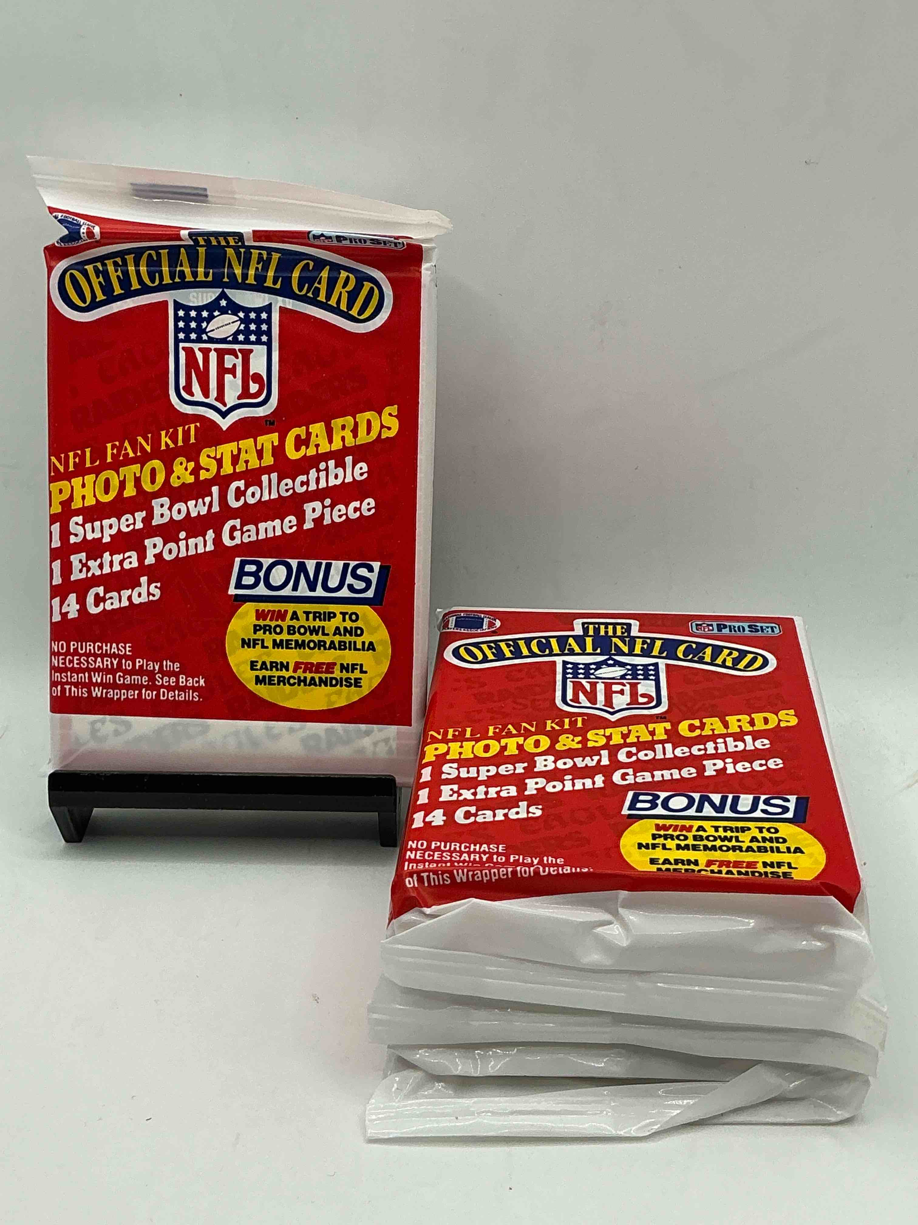 loaded! 1989 pro set football sealed card pack, direct from original retail case!highly sought after by collectors as this year is loaded with high profile rookies!search for rookie cards from barry sanders, deion sanders, troy aikman, michael irvin & much more! getting hard to find!