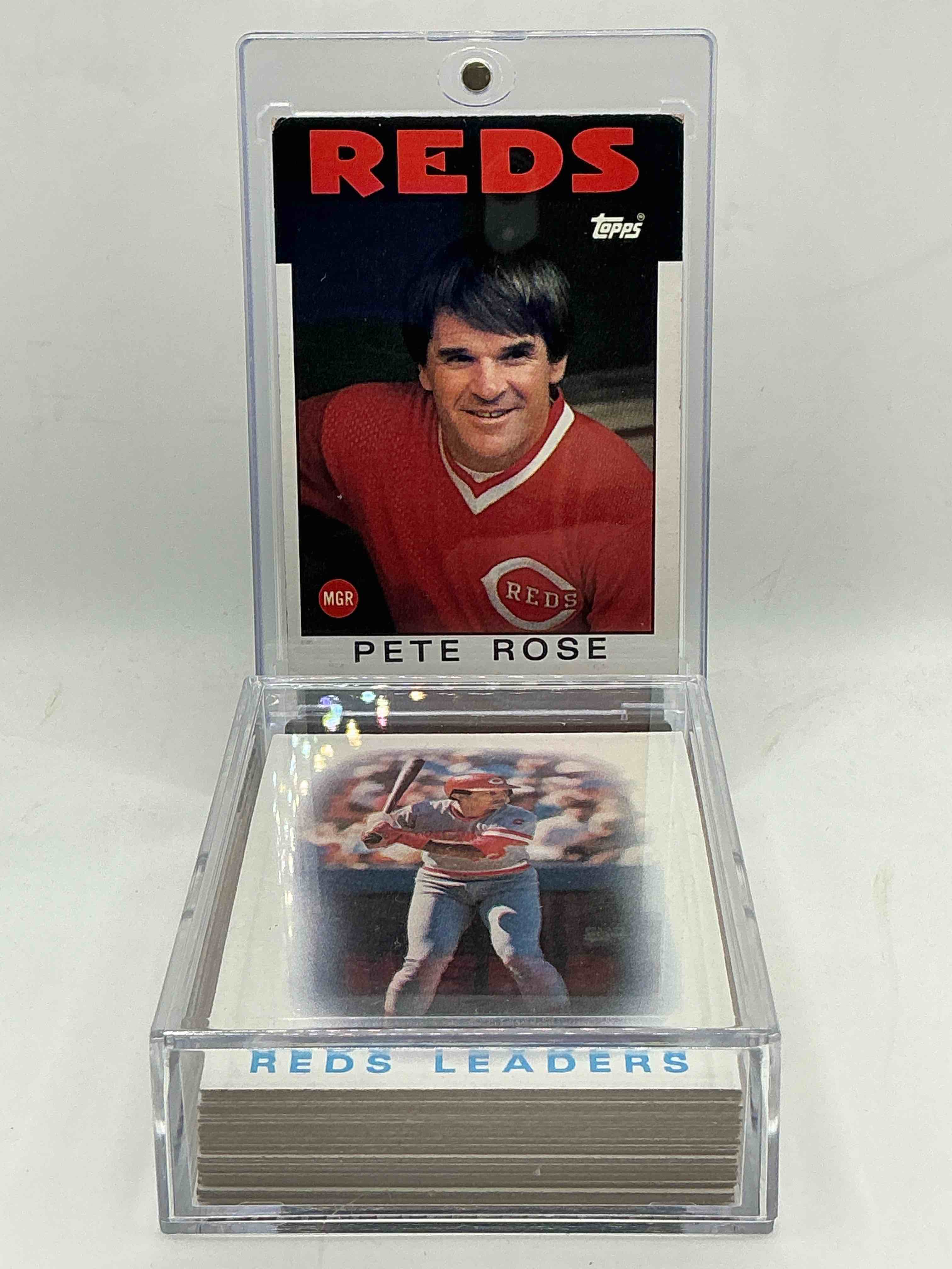 1986 Reds Topps Baseball Team Set! Vintage Reds Lot! Pete Rose, Eric Davis, Dave Concepción, Jeff Russell, Jeff, Russell, John Franco, Joe Price, Eddie Milner, Mario, Soto, Tony Perez, Ted Power & More… Cincinnati Reds! 