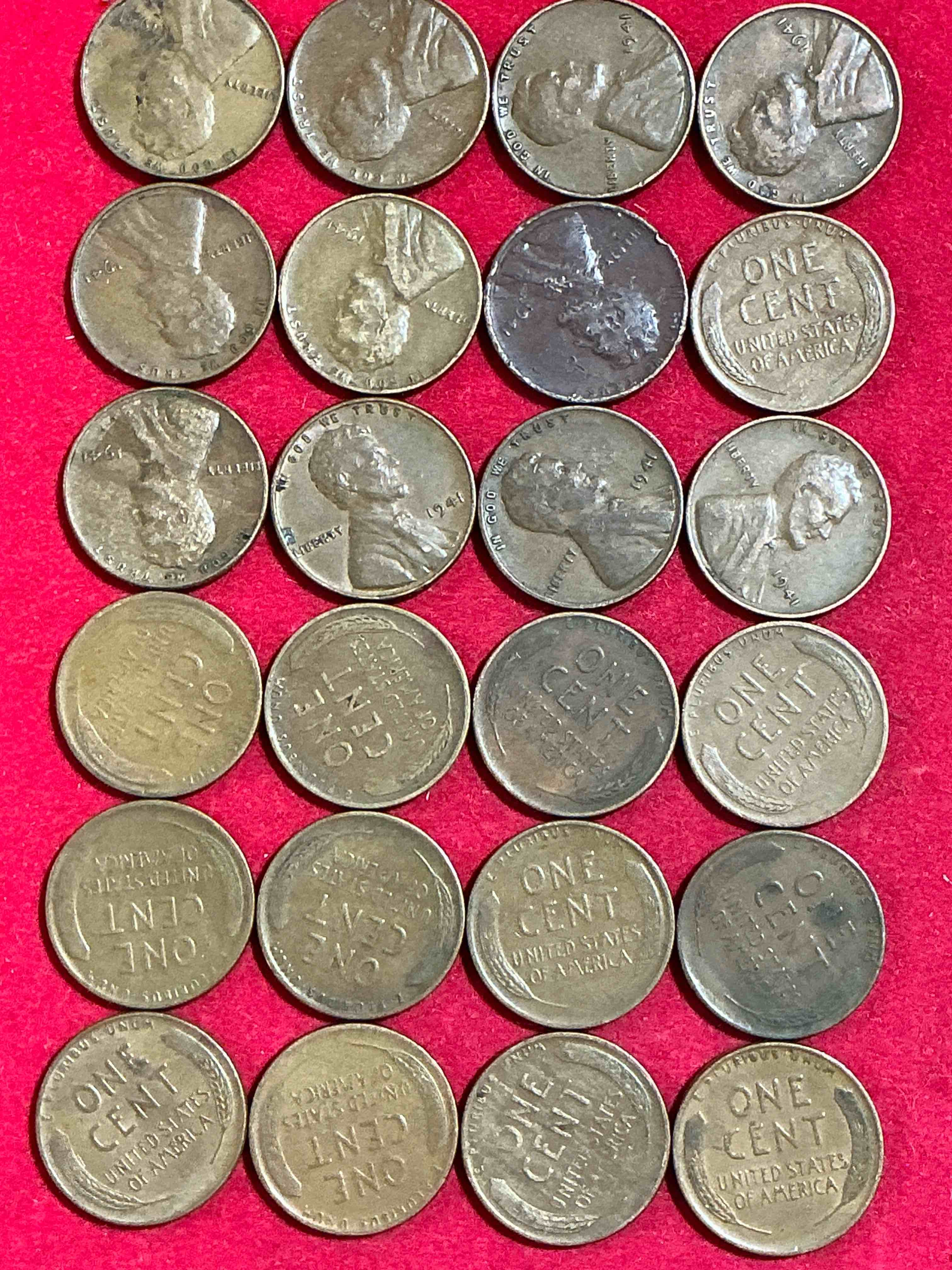1941 Pearl Harbor WW2 Era Pennies!  Dec 7, 1941, A Day That Will Live In Infamy When The Japanese Bombed Pearl Harbor Bringing America Into World War 2!  Up For Auction Are 1941 Pennies In Great Condition, Awesome Pieces Of WWII History!  