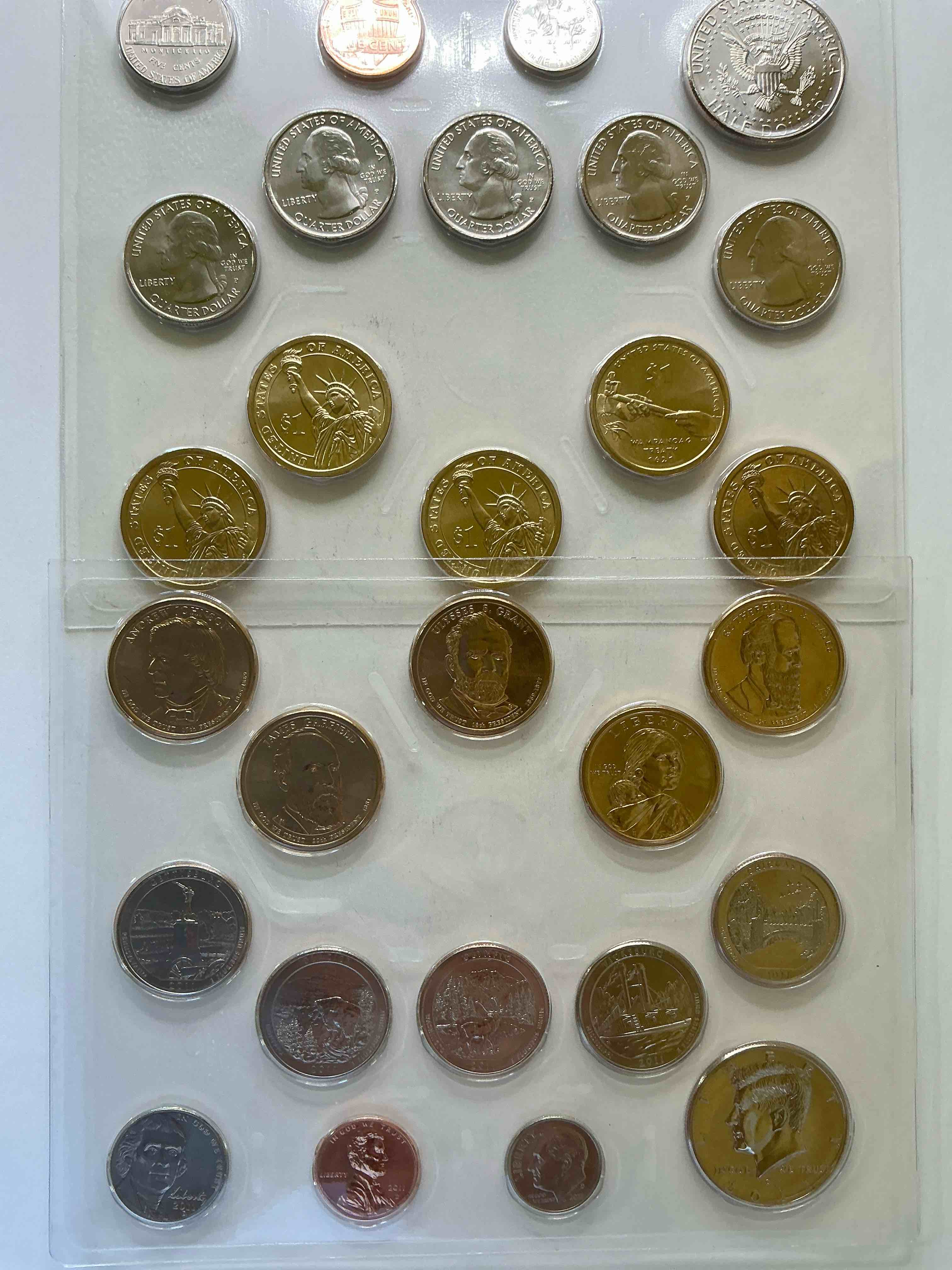 28 coin craziness! denver & philly mints! 2011 uncirculated mint set coins! includes half dollars, president dollar coins, dimes, nickels, pennies & quarters! cool coin collectible! 