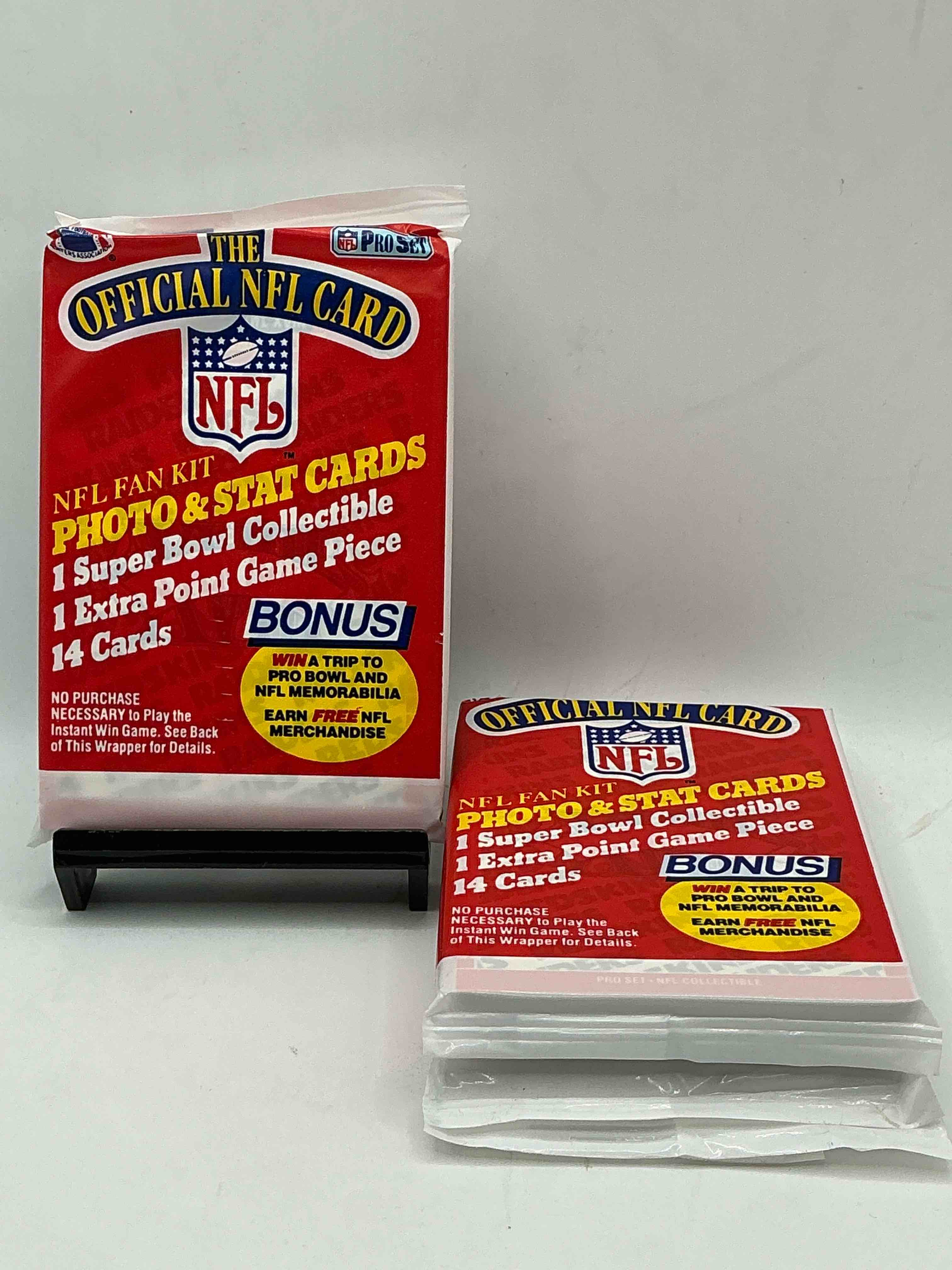 loaded! 1989 pro set football sealed card pack, direct from original retail case!highly sought after by collectors as this year is loaded with high profile rookies!search for rookie cards from barry sanders, deion sanders, troy aikman, michael irvin & much more! getting hard to find!