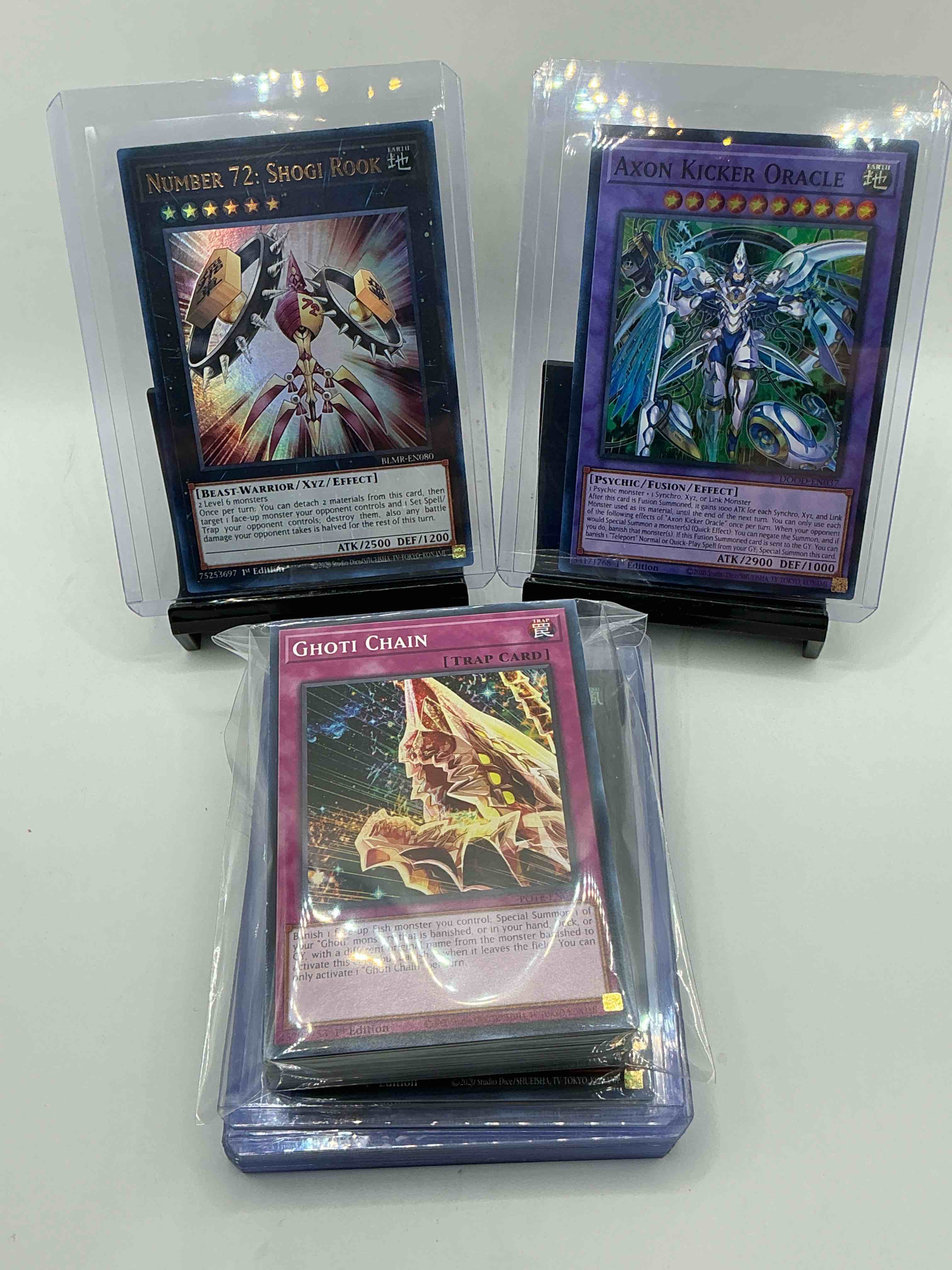 yu-gi-oh 50 card lot! join the craze of yu-gi-oh with these awesome cards! this 50 card lot includes the big three yu-gi-oh category cards, monsters, spells & traps! this 50 card lot includes some of all three! wow! perfect time to start collecting! 