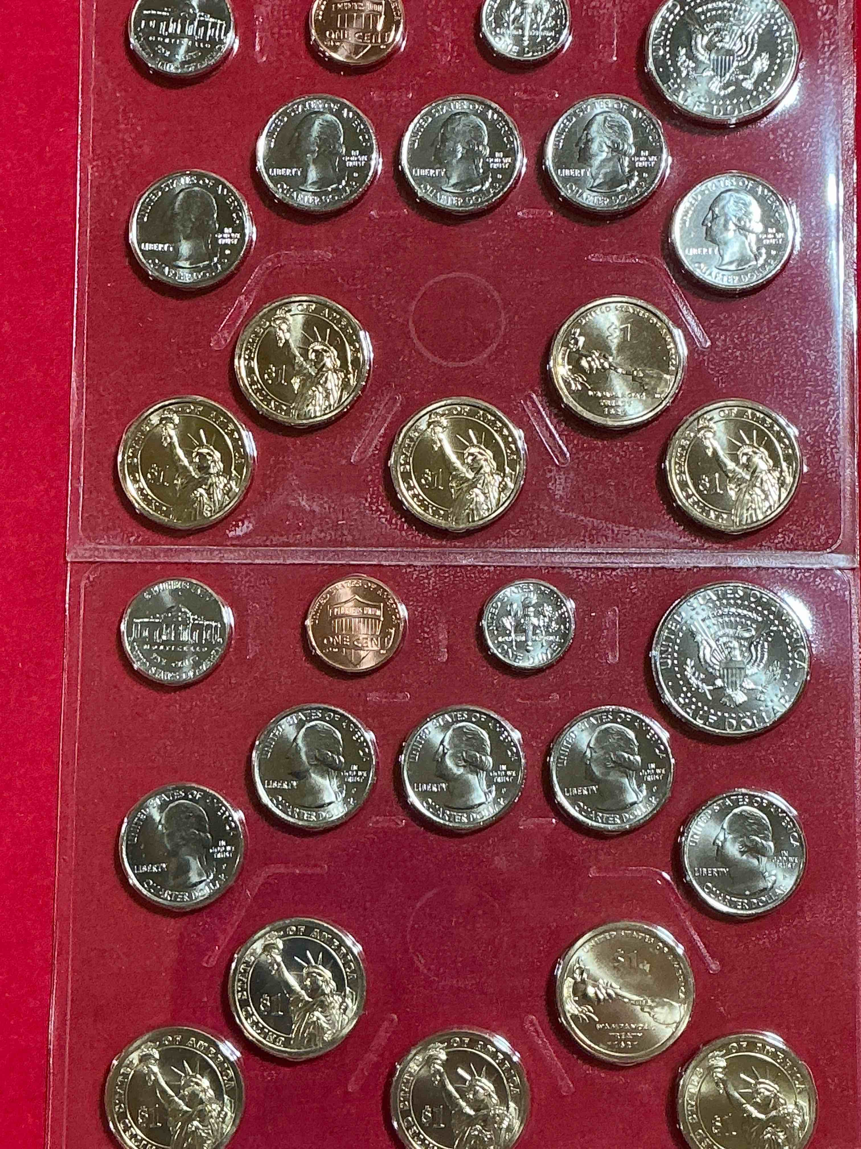 28 coin craziness! denver & philly mints! 2011 uncirculated mint set coins! includes half dollars, dimes, nickels, pennies & quarters! cool coin collectible! 