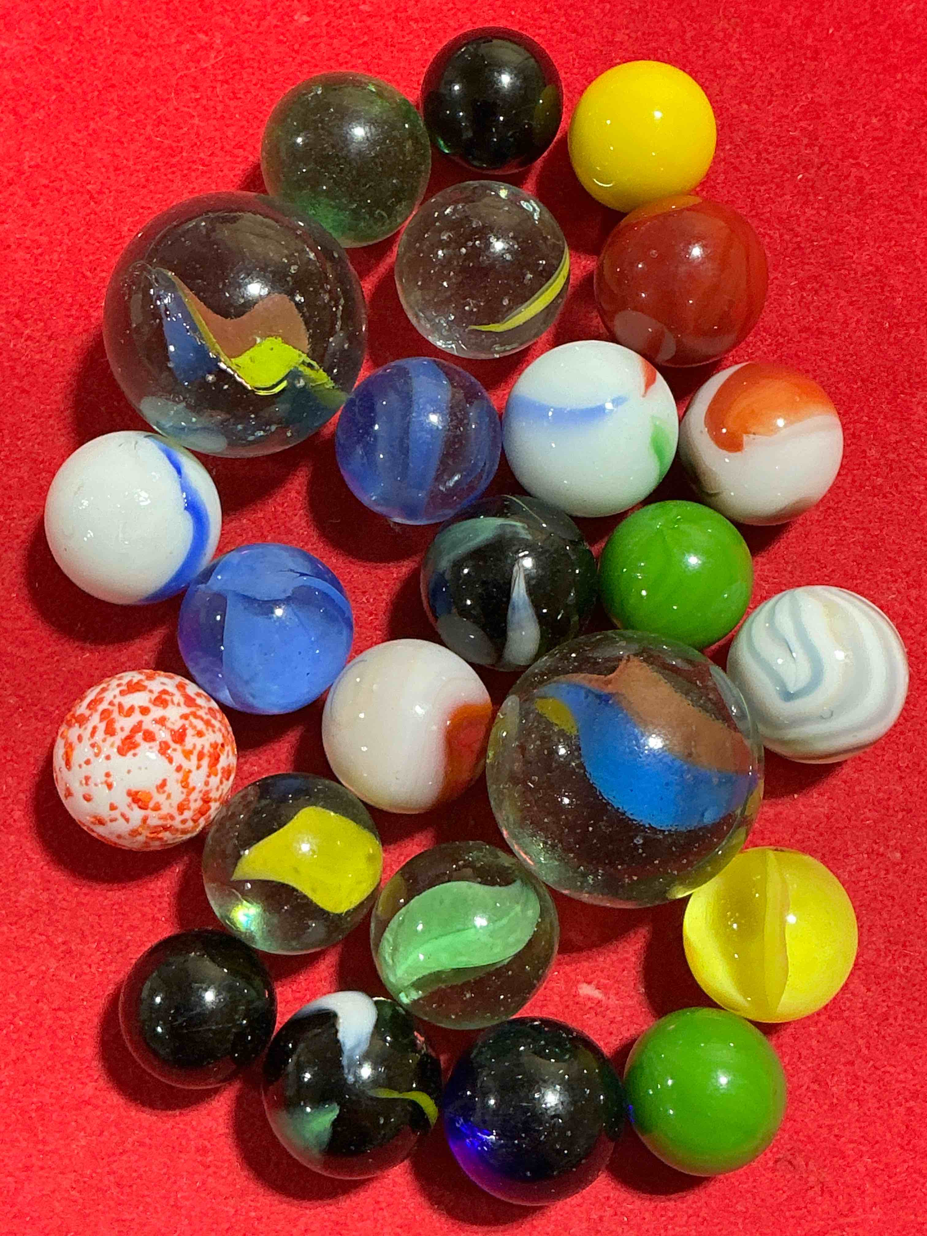 Condition photo showing Good Condition for antique glass marbles! genuine stunning marbles lot, all marbles made between the years 1925-1965 & made with uranium! many are great depression era & even earlier! gorgeous, authentic pieces of history!