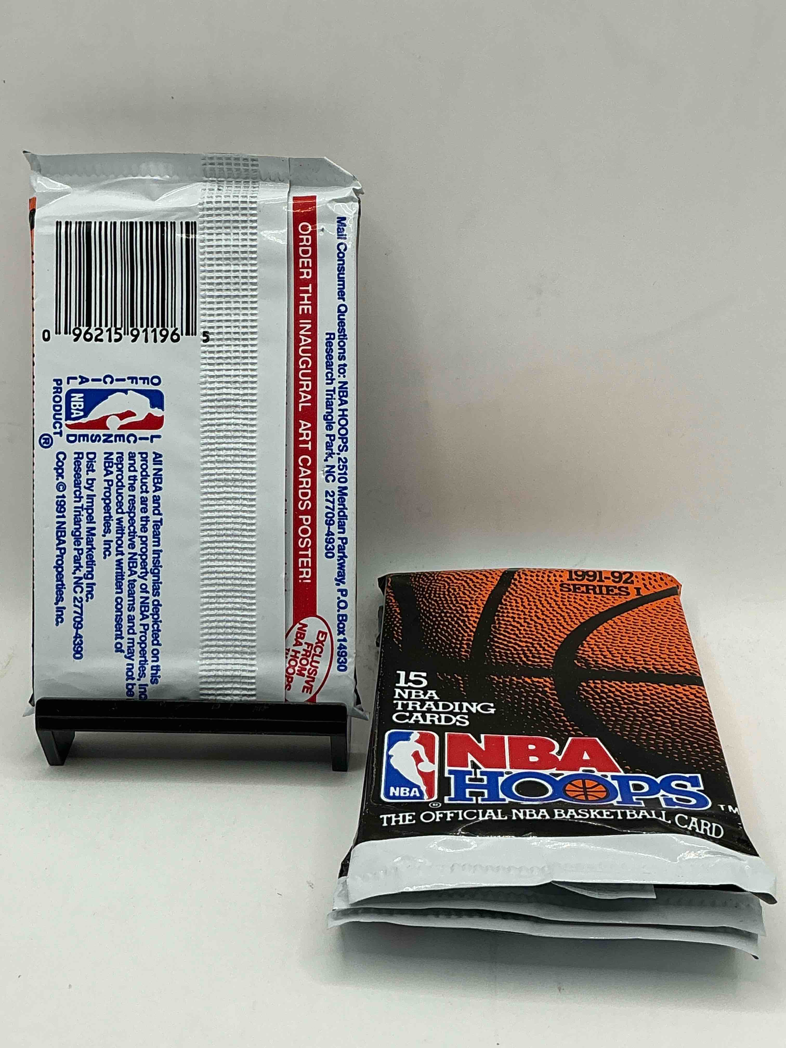Condition photo showing New/Like New for 1991-92 nba hoops series i unopened packs direct from original box! these packs have some awesome cards, search for incredible jordan cards! also, the randomly packed team usa cards in random packs!