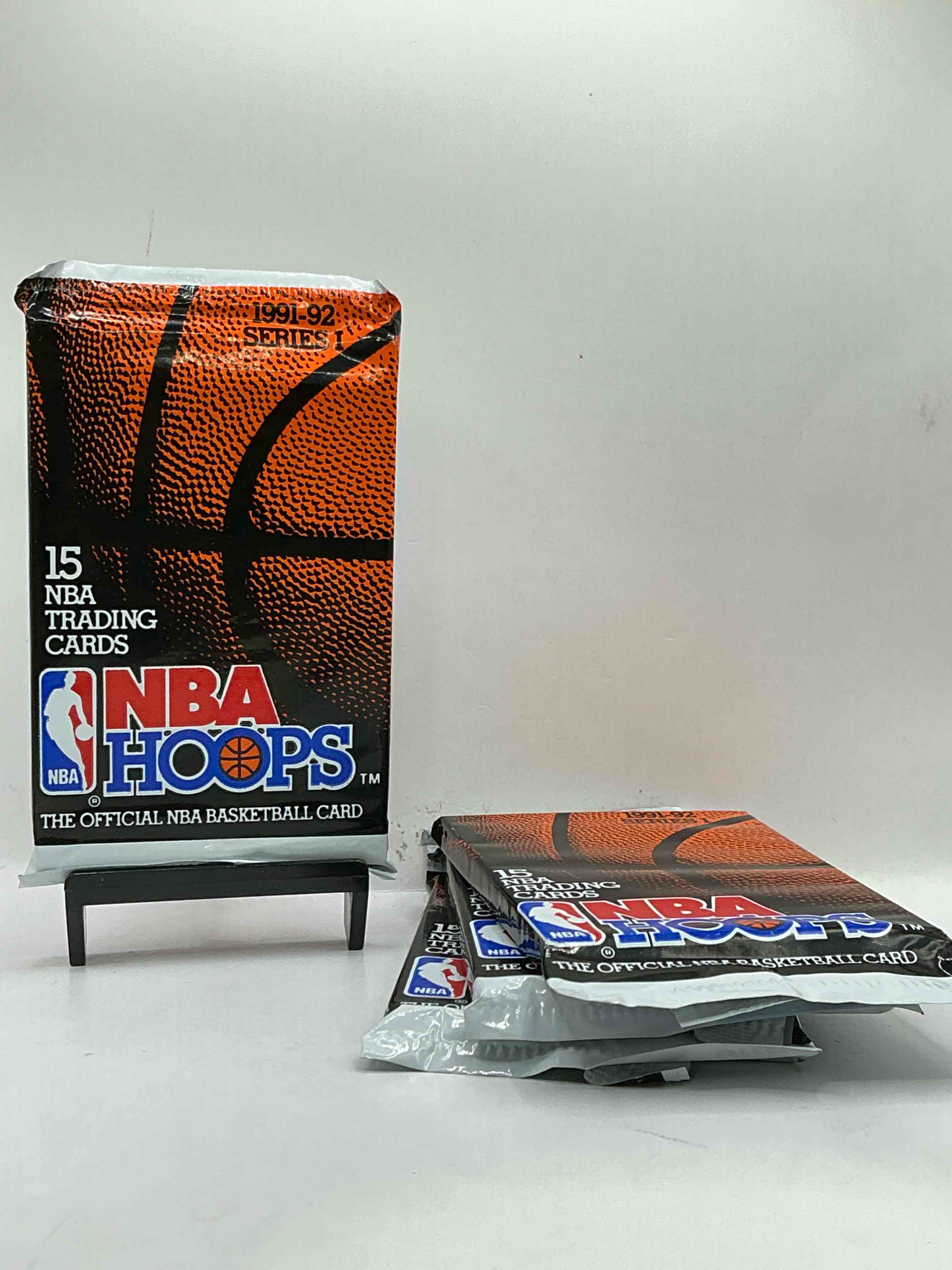 1991-92 nba hoops series i unopened packs direct from original box! these packs have some awesome cards, search for incredible jordan cards! also, the randomly packed team usa cards in random packs!