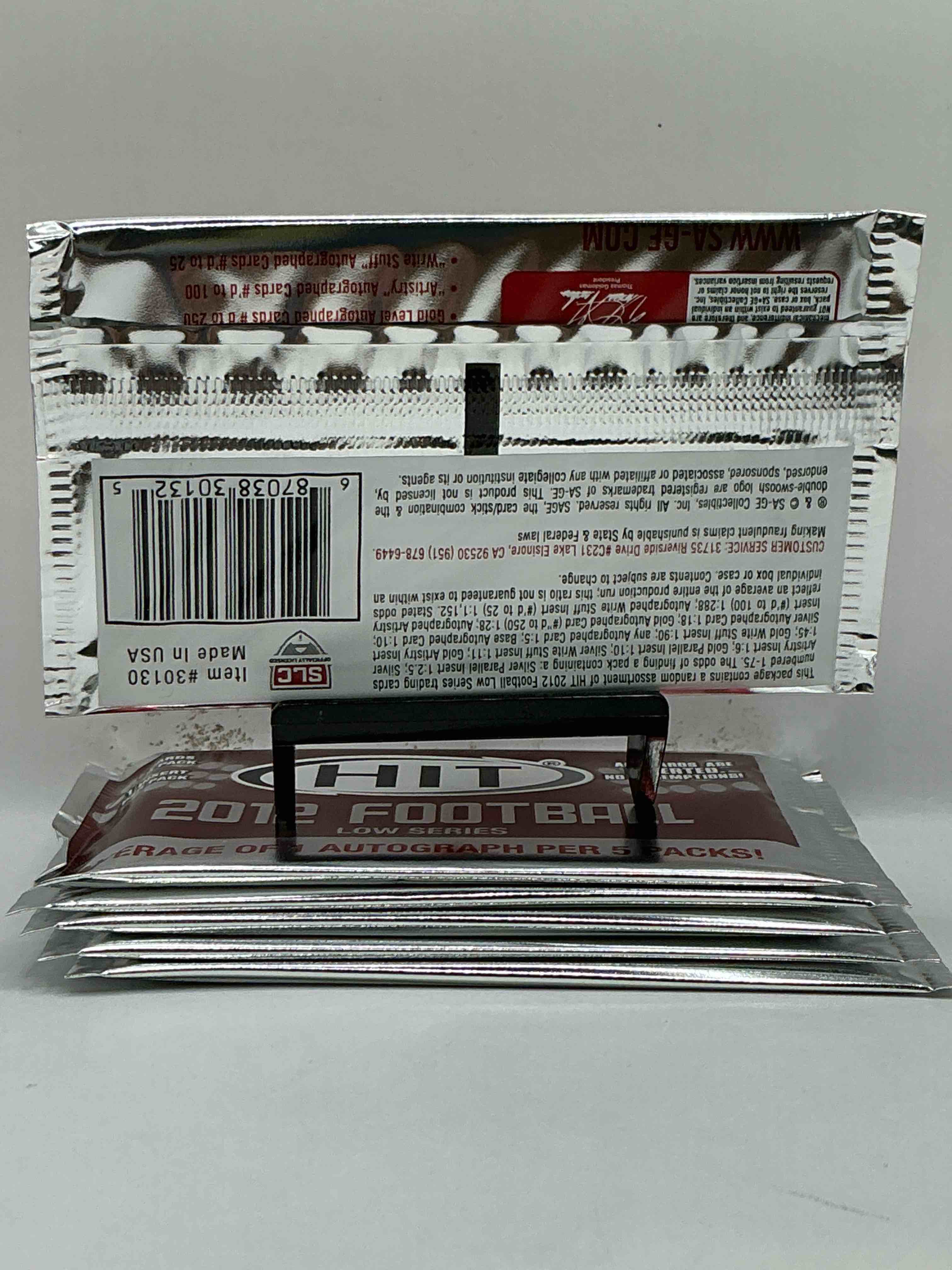 Condition photo showing New/Like New for one autograph every five packs, on average! 2012 hit football packs! look for robert griffin iii & more! hit football!