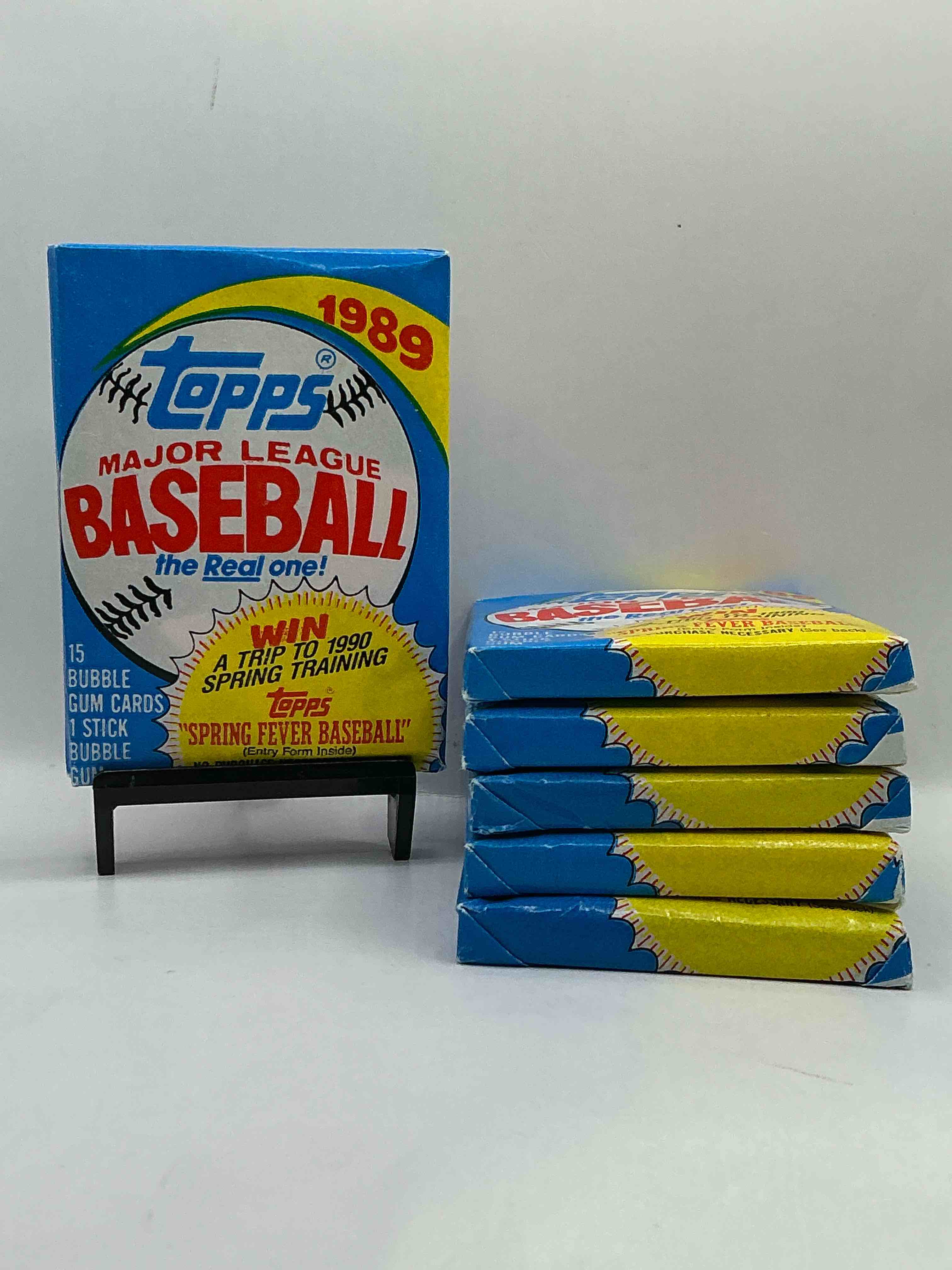 1989 topps baseball unopened sports card wax packs! direct from original retail case! search for valuable rookie cards as well as valuable bo jackson & more!