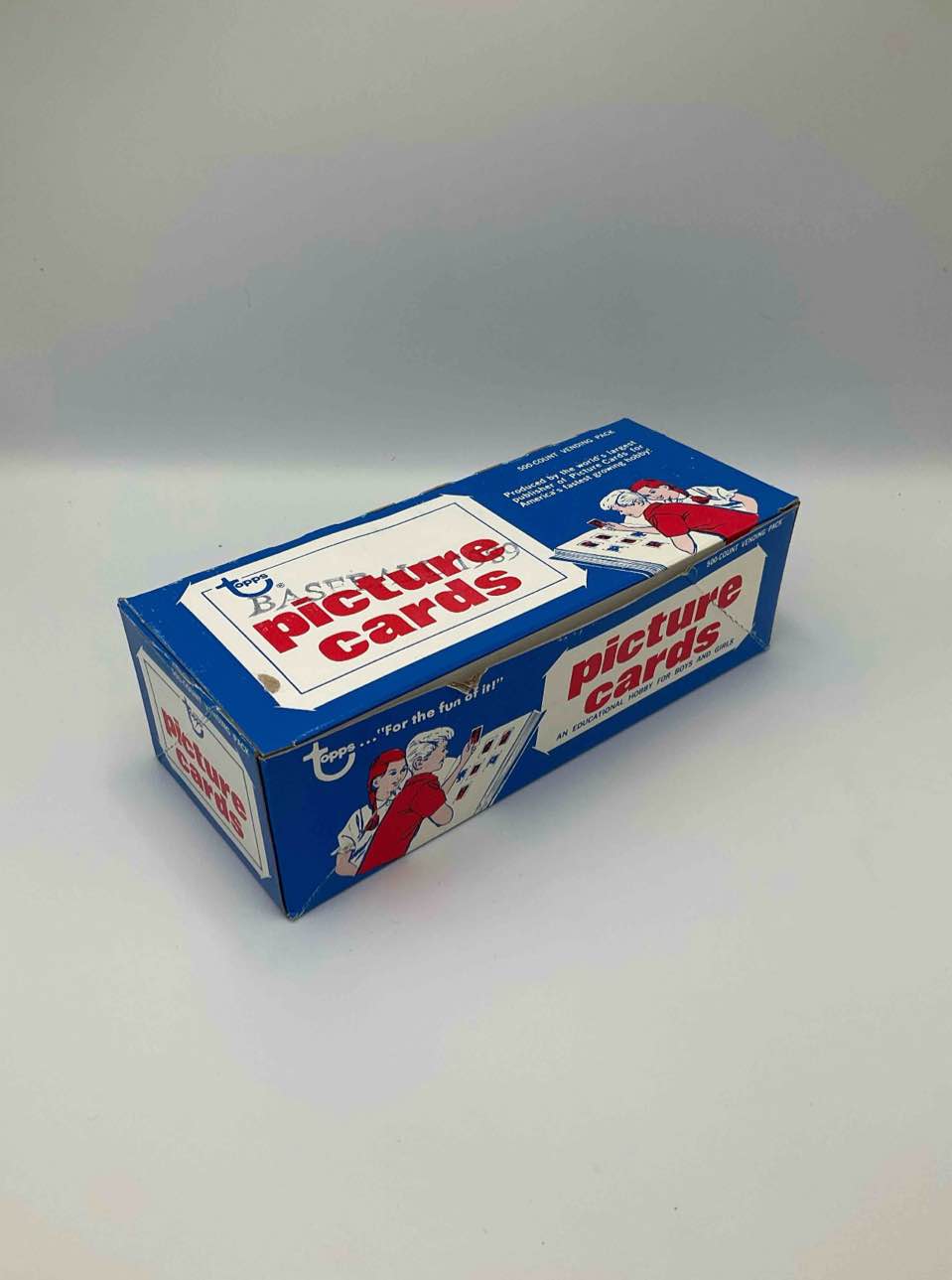 1989 loaded 500 card wow! topps 1989 baseball 500 card vend box, direct from original sealed shipping case. back in the day these vend boxes were used by distributors to fill sports card vending machines. each individual box contains 500 pristine, never touched randomly packed cards. 1989 topps baseball is loaded with rookies... search for ken griffey jr bo jackson, jose canseco & so much more! you may never see these from a sealed case again! epic sports card memorabilia!