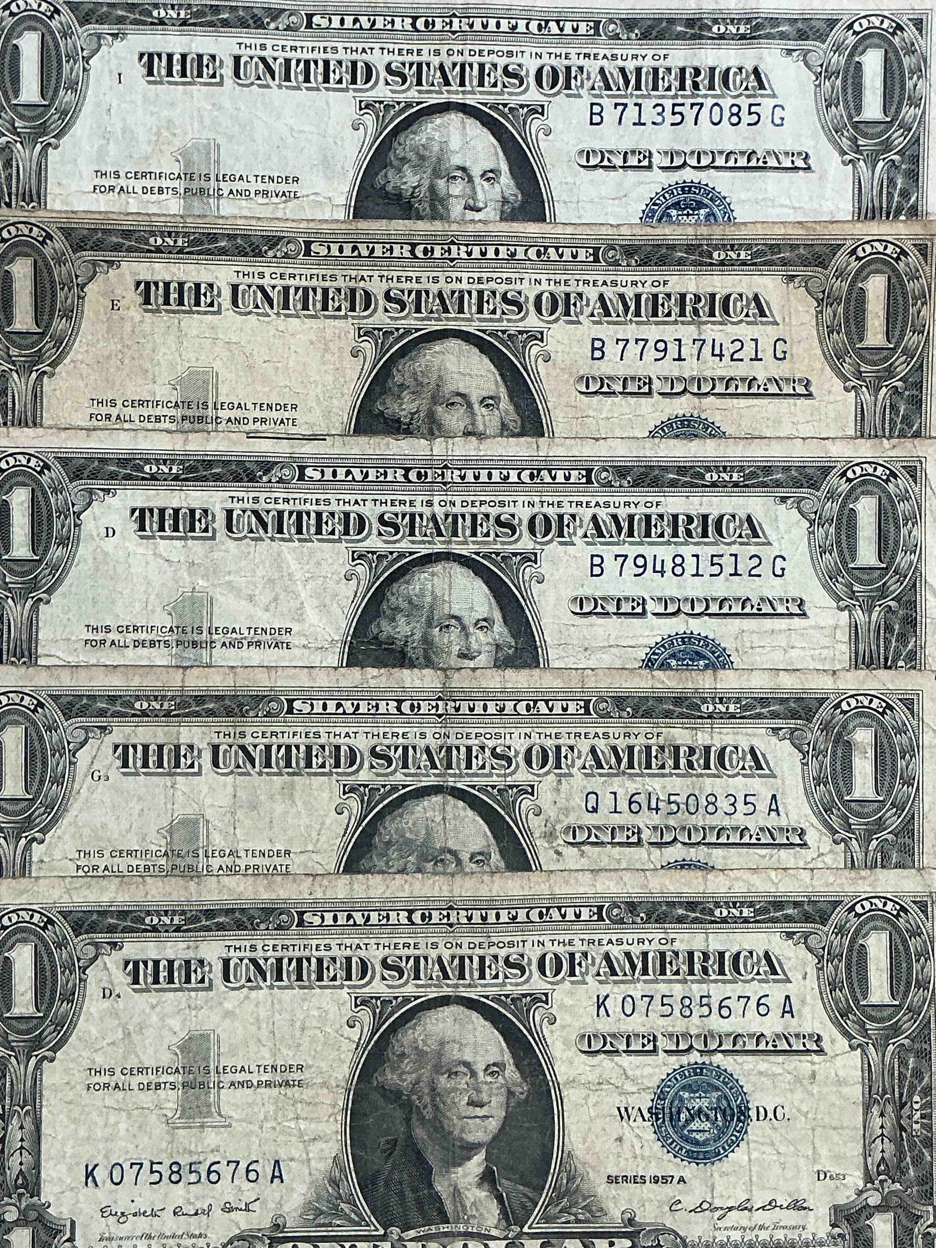 1957 & 1935 silver certificates! did you know that prior to 1964 one dollar u.s. paper money was actually redeemable for silver dollars?! wow how times have changed! silver certificates were produced from 1878 to 1964 & are still considered legal tender at face value. here are gorgeous, circulated 1935 & 1957 u.s. one dollar silver certificate, with highly collectible "blue seal!* own an awesome piece of history!