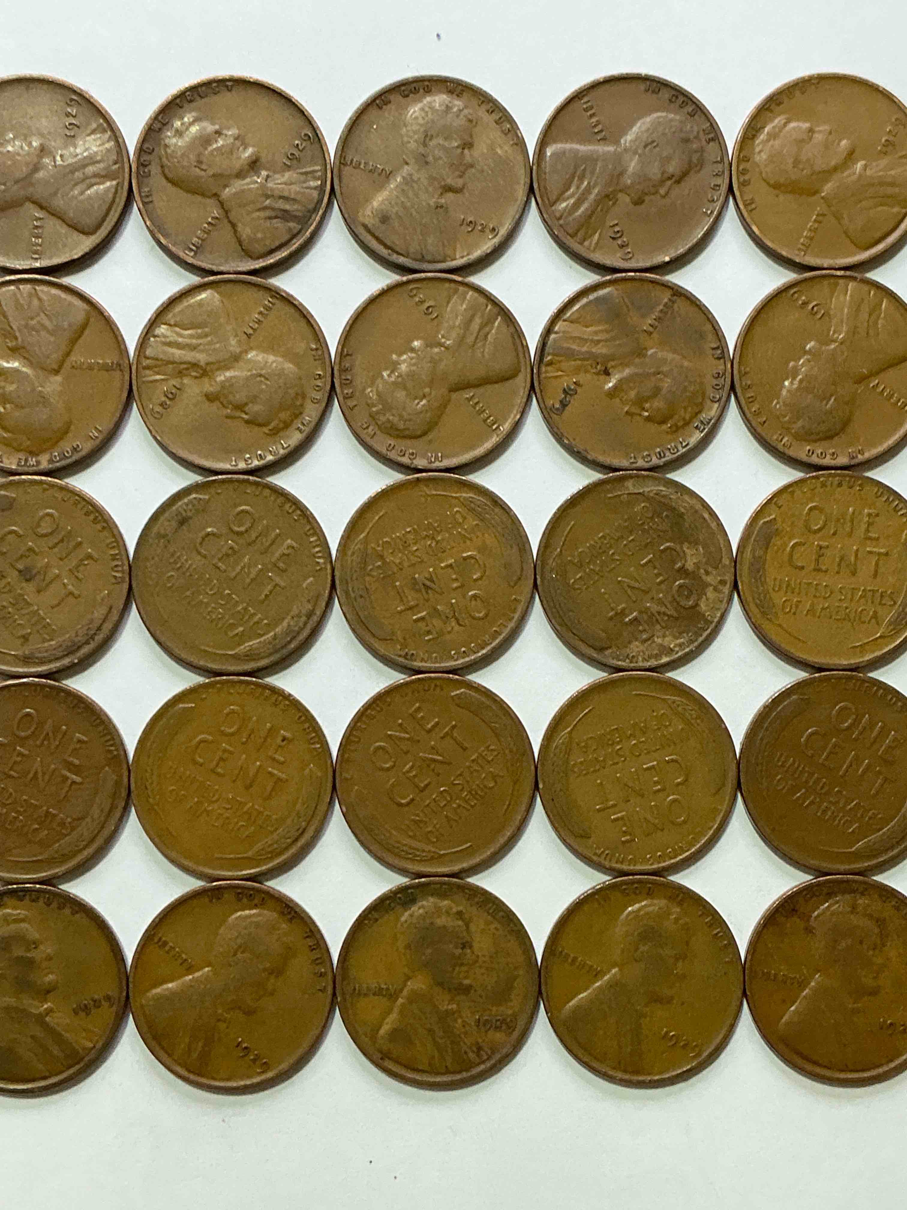 1929, a year of infamy! 1929 is the year the roaring 1920’s came to an end with the devastating stock market crash of october 1929 that led to the great depression. own pieces of this era with these genuine 1929 wheat pennies in nice condition!