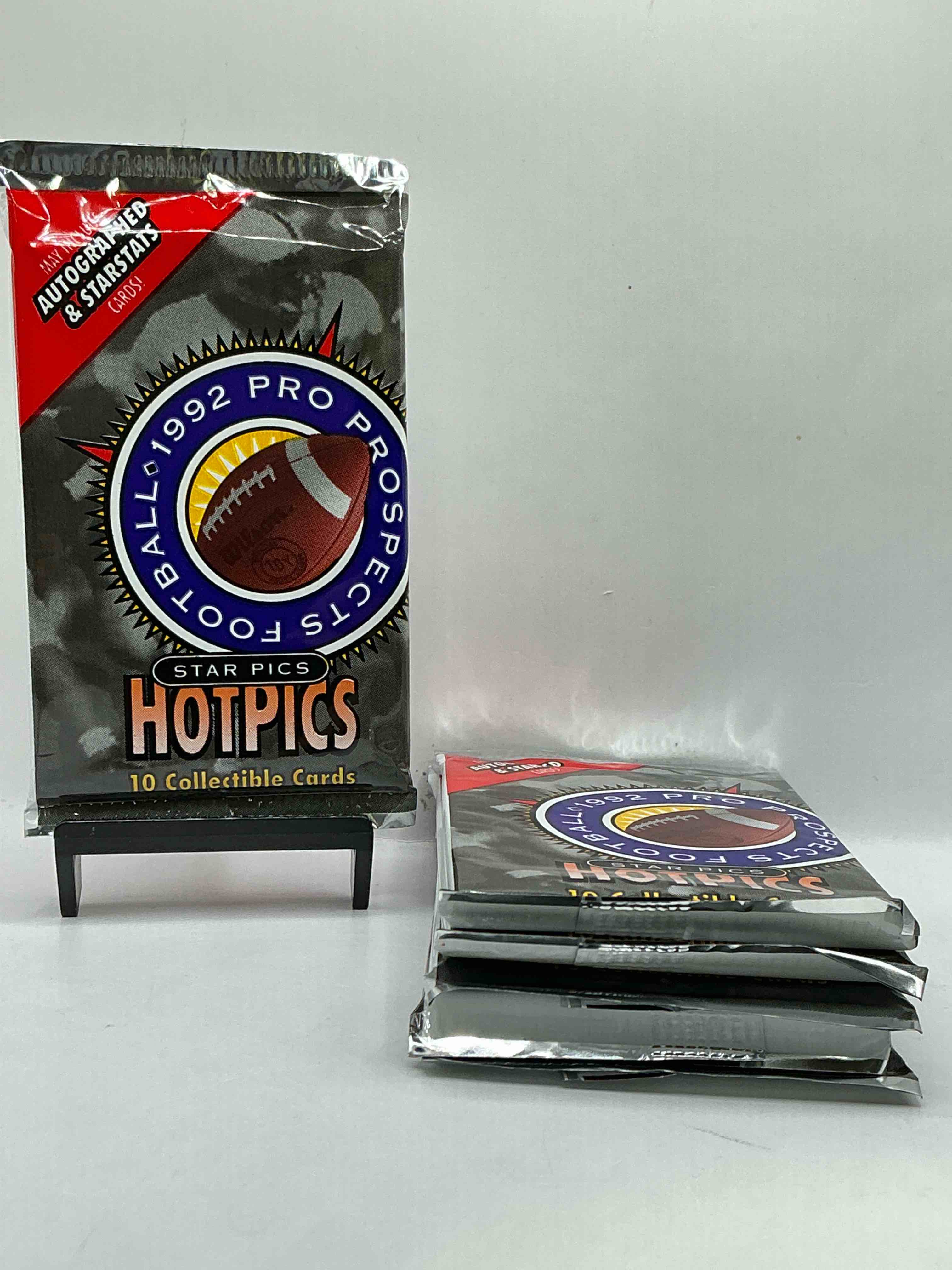 autographs & starstats! 1992 pro prospects football star pics “hotpics”! 10 cards per pack wow! great for any sports card collection!
