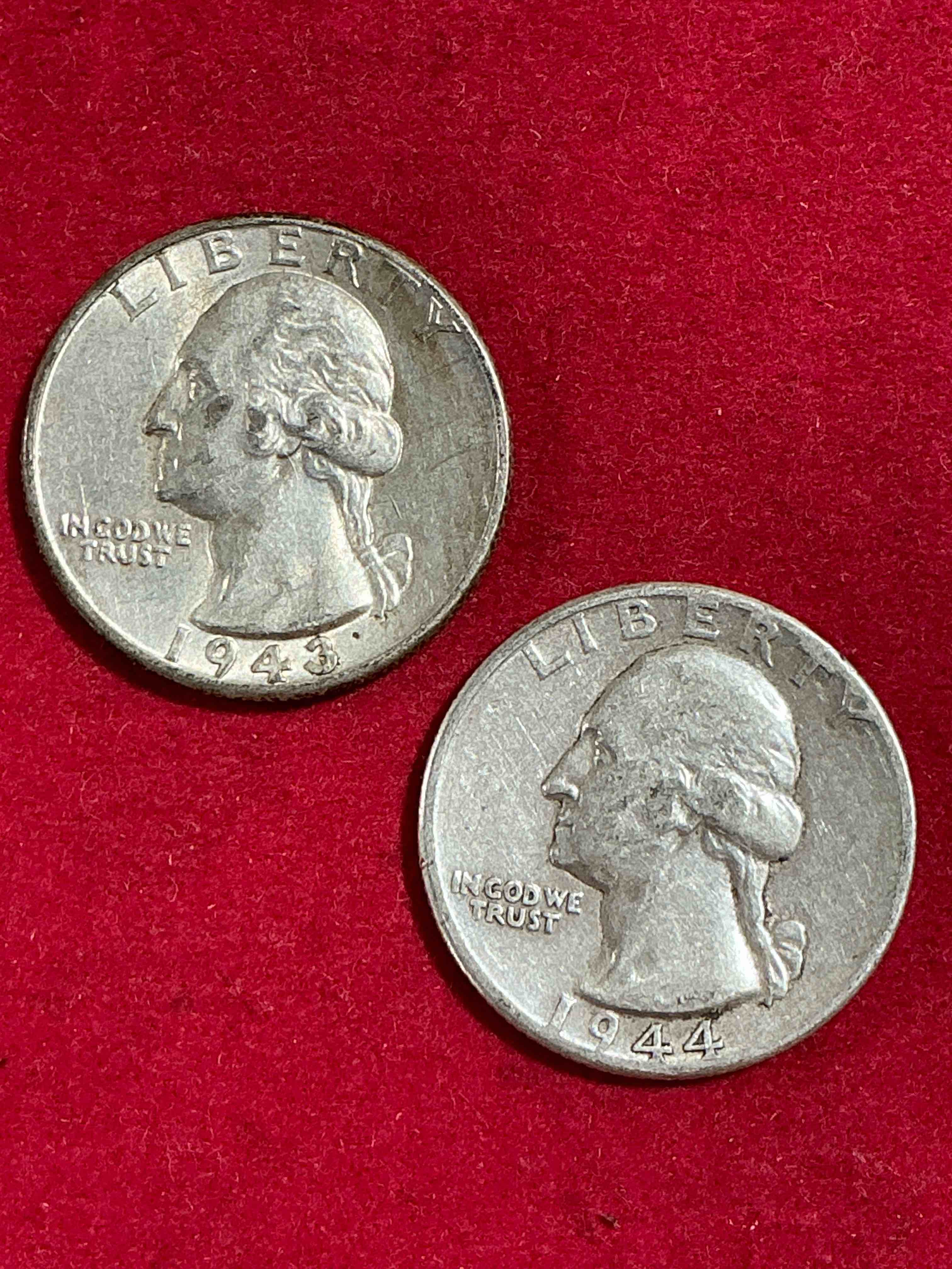George Washington Brilliant Circulated World War II Silver! Pre 1965 U.S. Quarter Dollar Coins Were Actually Silver, Here Are Great Examples Of Awesome, Pristine George Washington Silver Quarter, Stunning & Circulated! Rare Mints! Great For Investing In Precious Metals! These Coins Were Minted At 90% Silver and 10% Copper, Giving Them A Net Weight Of .18084 Ounces Of Pure Silver Per Coin! Very Hard To Find, Stunning! Invest In Fine U.S. Silver!