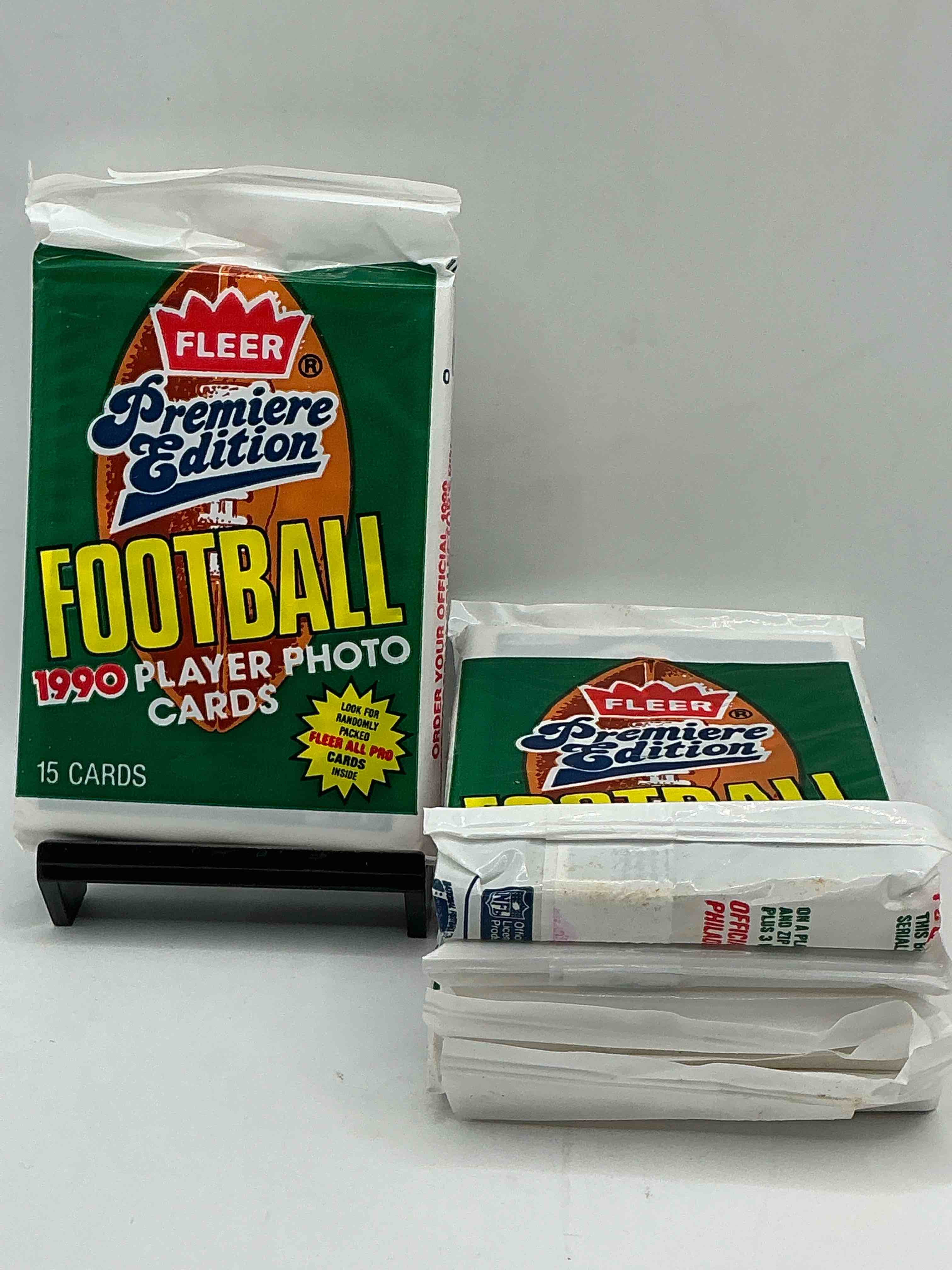 Awesome Premiere Edition Sports Cards! Emmitt Smith Rookie Year! 1990 Fleer Premiere Edition Unopened Packs Direct From Original Box! Search For Emmitt Smith Rookies!