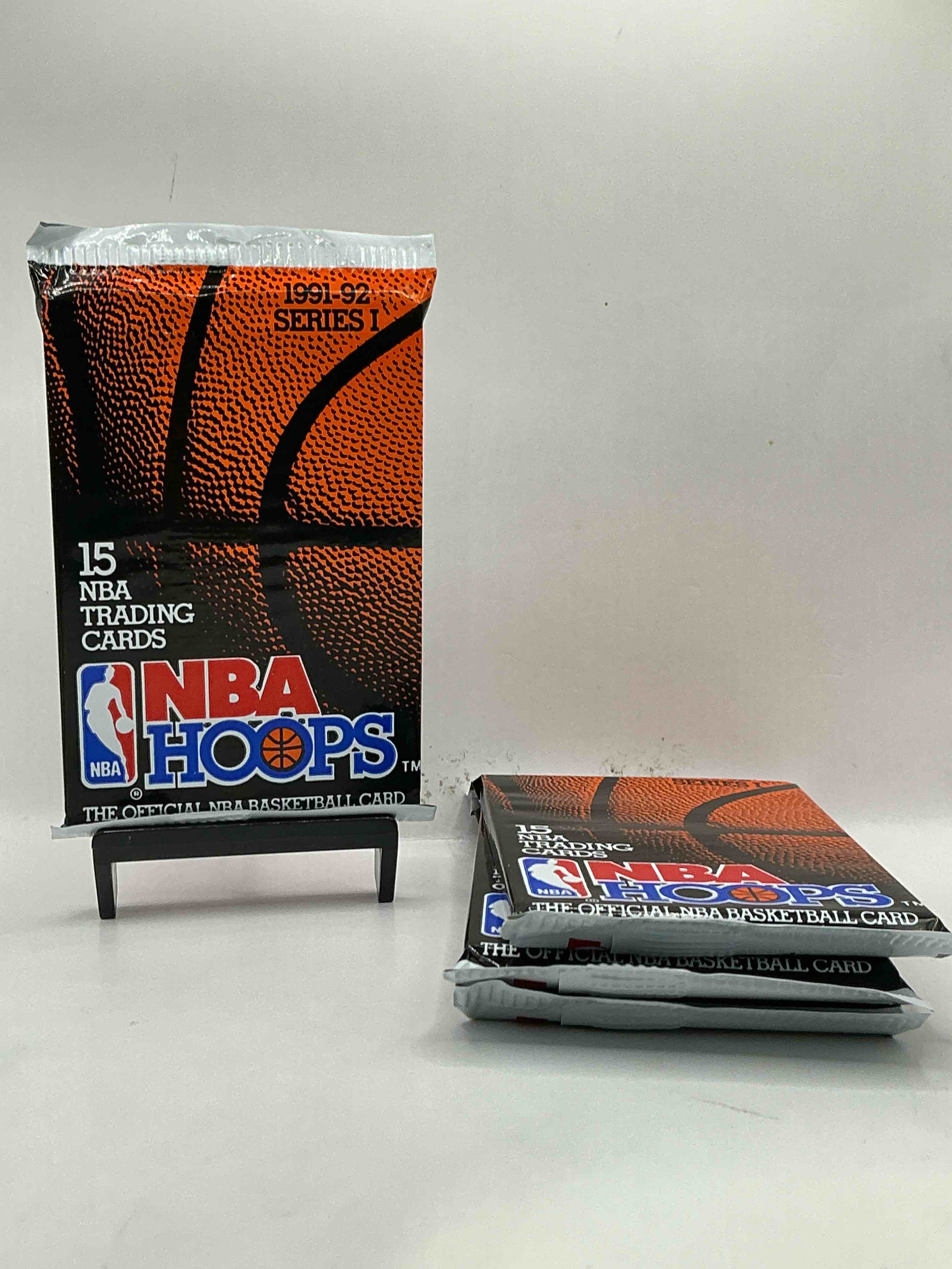 1991-92 nba hoops series i unopened packs direct from original box! these packs have some awesome cards, search for incredible jordan cards! also, the randomly packed team usa cards in random packs!