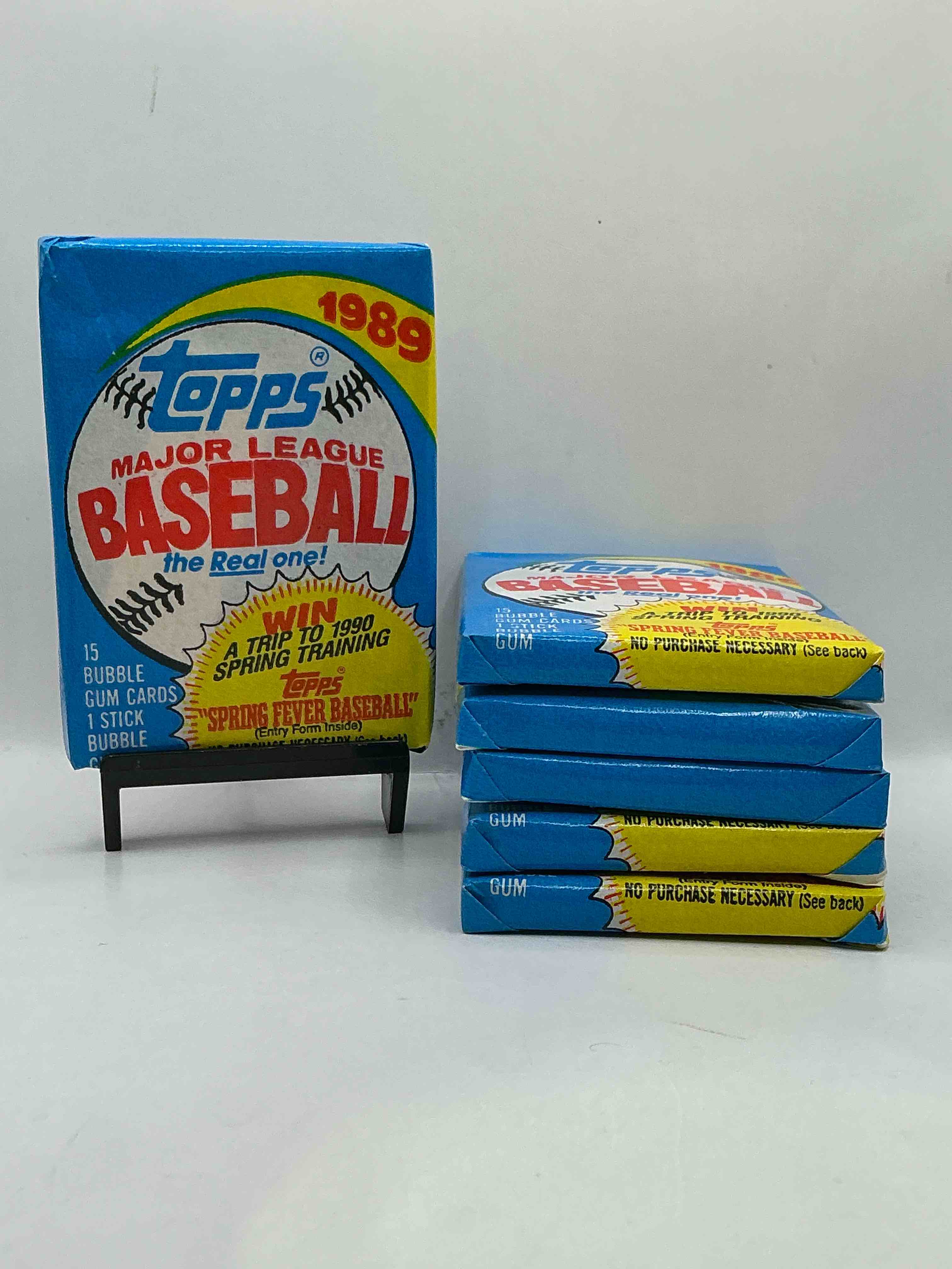 1989 topps baseball unopened sports card wax packs! direct from original retail case! search for valuable rookie cards as well as valuable bo jackson & more!