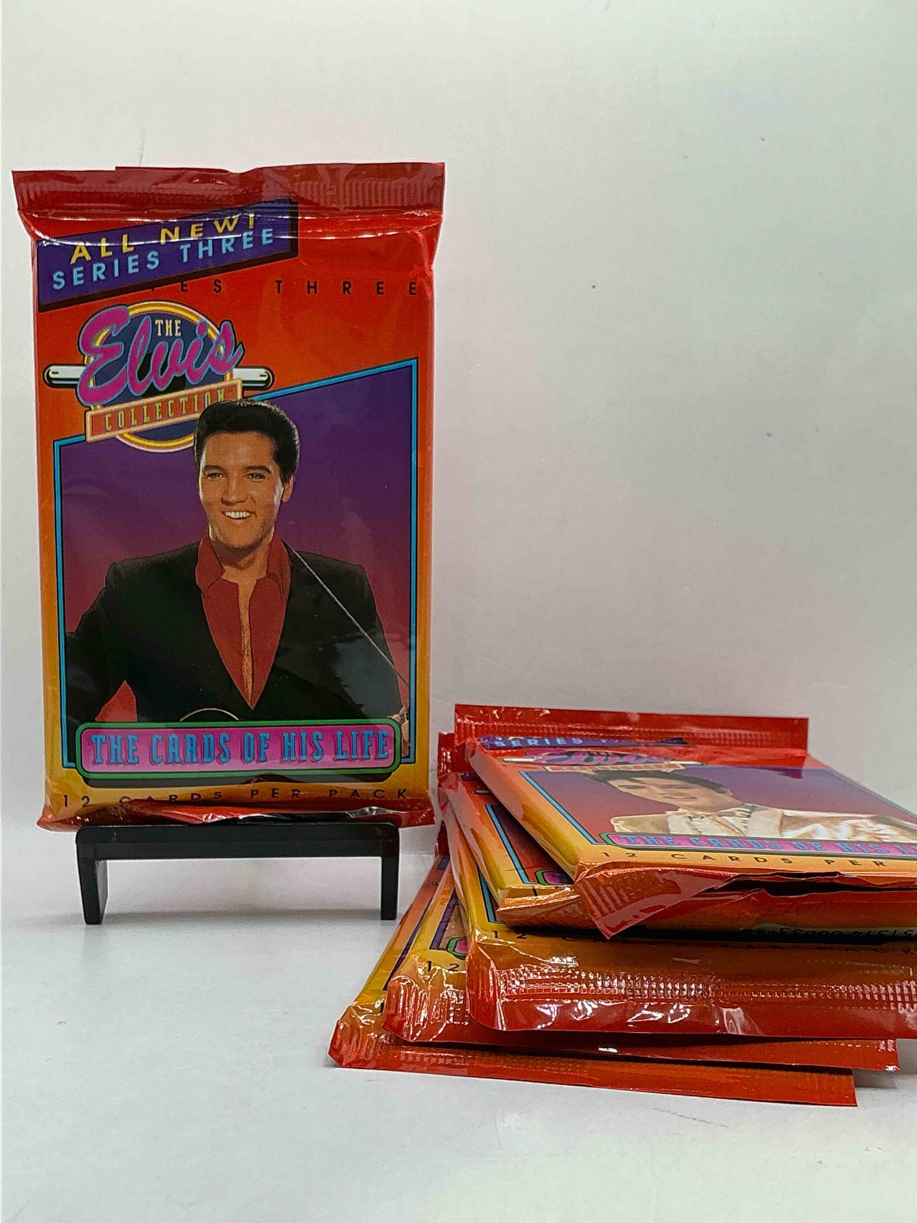 rare elvis collection! 1993 packs! rare “the elvis collection” packs, collect this icon’s ultra cool & rare vintage packs! elvis fans! perfect addition to any card collection commemorating one of pop’s greatest! 