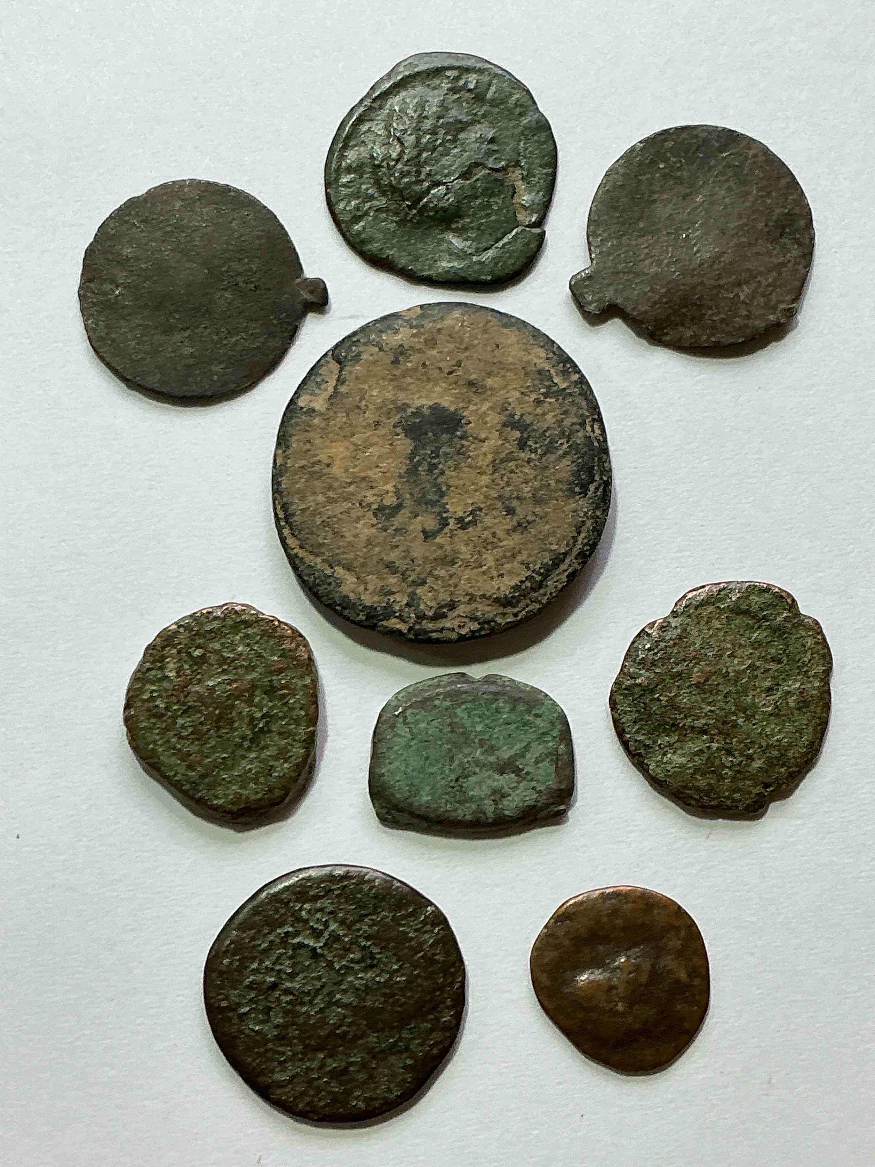 Condition photo showing Good Condition for ancient roman coins! 1,600-1700 years old approximately! check out these amazing authentic pieces of history, ancient roman bronze coins from the approx 300 to 400 a.d era... serious pieces of history & serious colléctor items! own authentic pieces of ancient history!