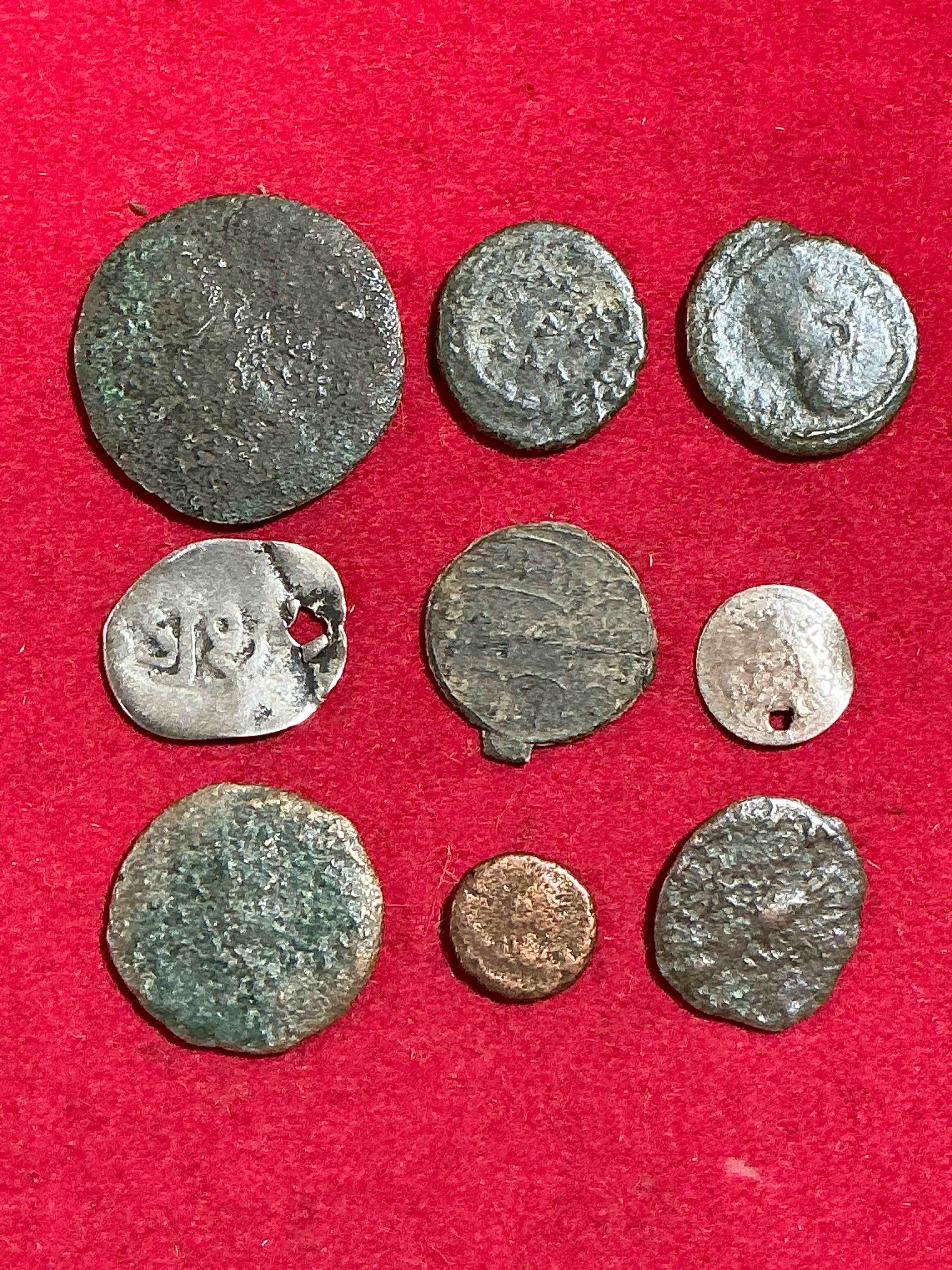 ancient roman coins! 1,600-1700 years old approximately! check out these amazing authentic pieces of history, ancient roman bronze coins from the approx 300 to 400 a.d era... serious pieces of history & serious colléctor items! own authentic pieces of ancient history!