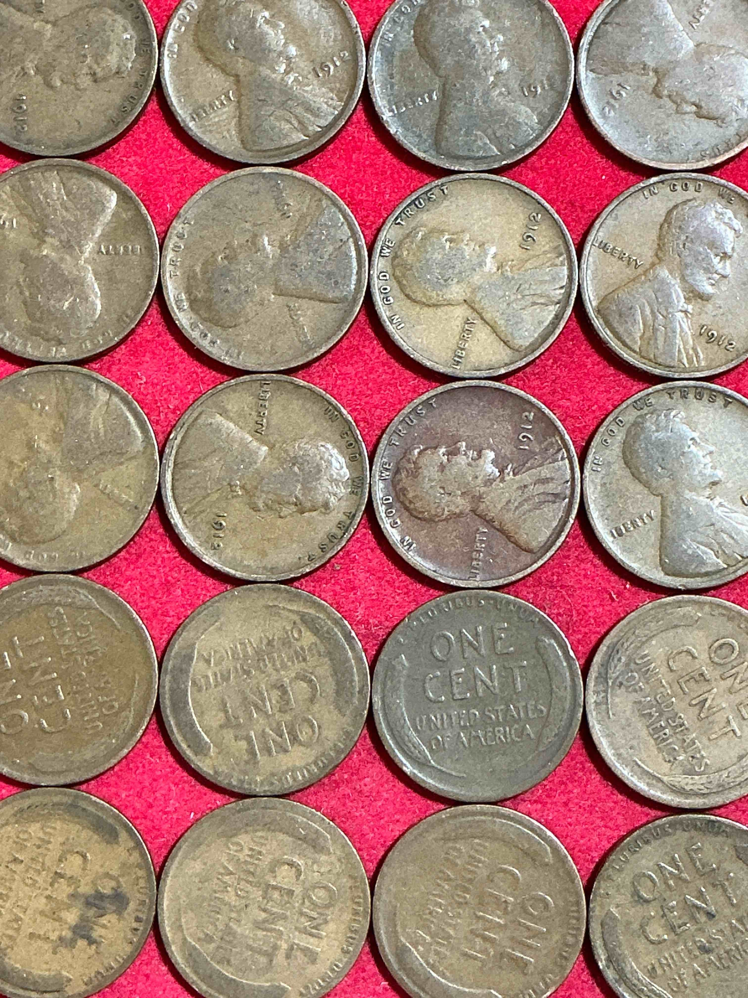 1912 Titanic Era Antique Wheat Pennies, Authentic!  The Titanic Sank On April 12, 1912, Just Think Of The History These Coins Have Seen!  Great Condition!  Own These Serious Collector Items From The Era Of Titanic!