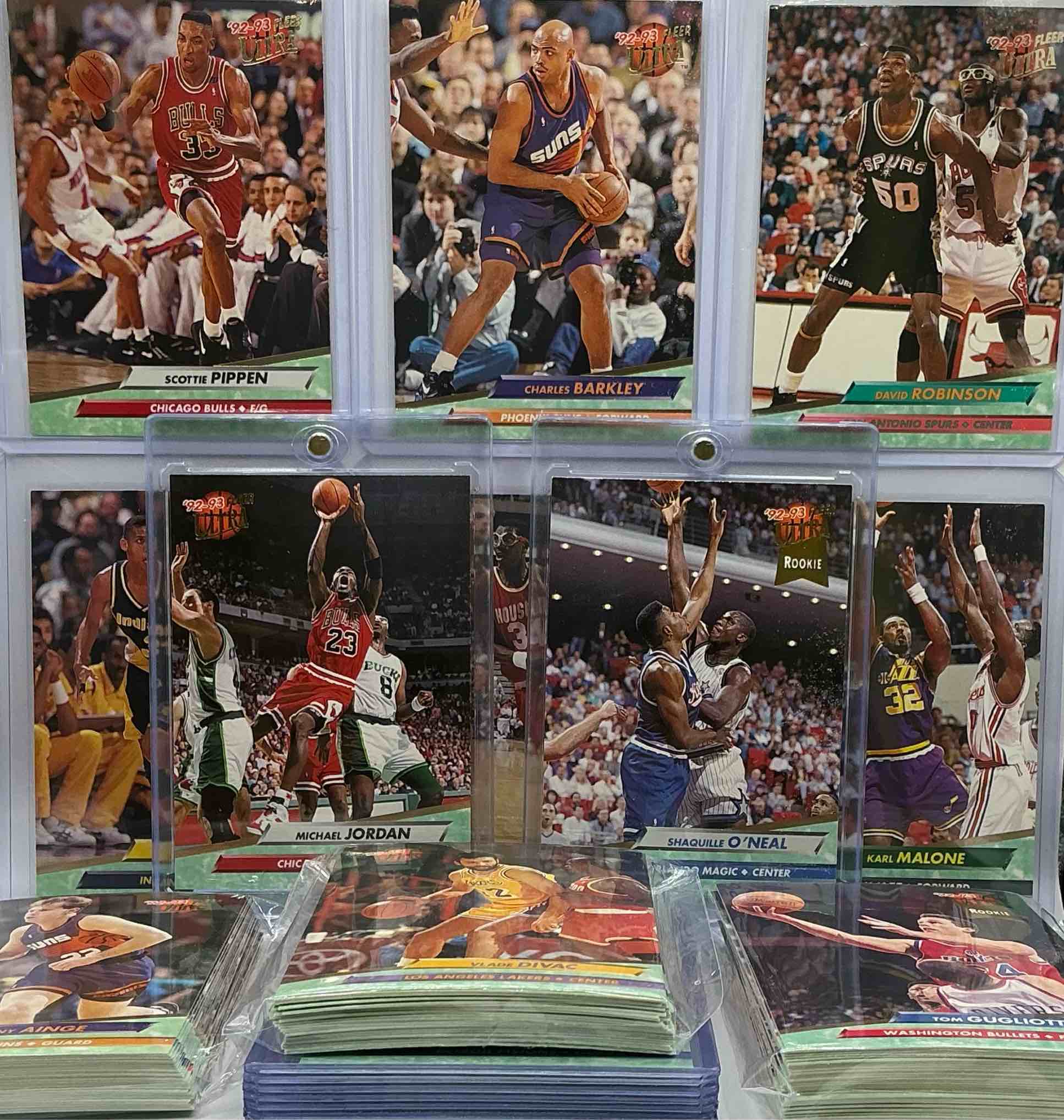 shaquille o’neal rookie! beautiful michael jordan card! 1992-93 fleer ultra basketball card lot, 100 cards! 50 of the best players of the year & 50 of their teammates, rivals & other players! ultra rare topps basketball cards! includes jordan, shaq, miller, pippen, stockton, malone & more! also includes players like kevin johnson & more! super cool way to add many cards to your collection! nba bonanza!