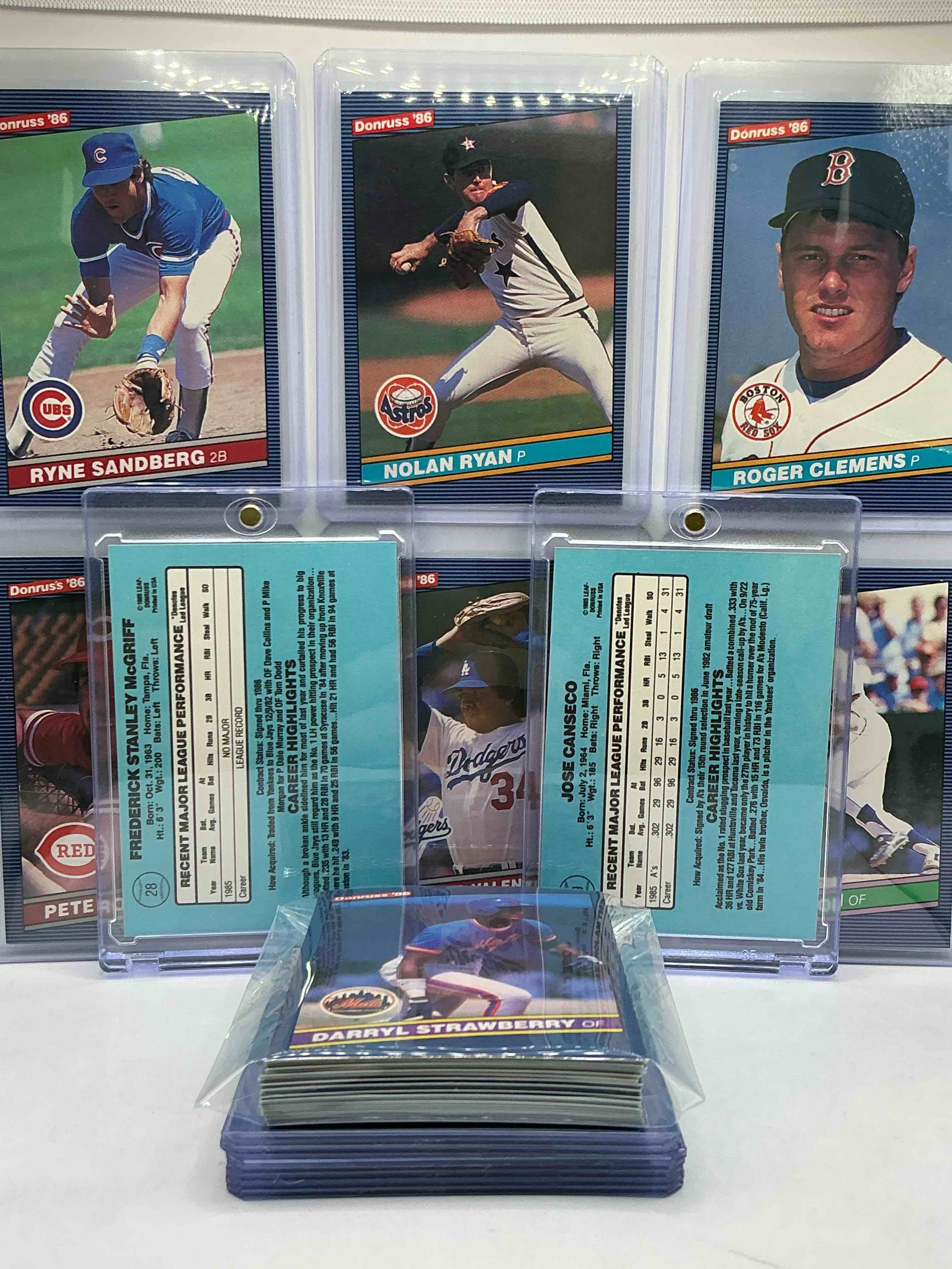 Condition photo showing New/Like New for rare! jose canseco true rookie card! 1986 donruss baseball 50 card lot with canseco & mcgriff rookies! also included are legends, clemens, sandberg, valenzuela, rose, ryan, gibson, strawberry & more! rookies & commons all included! collect 80’s baseball! 