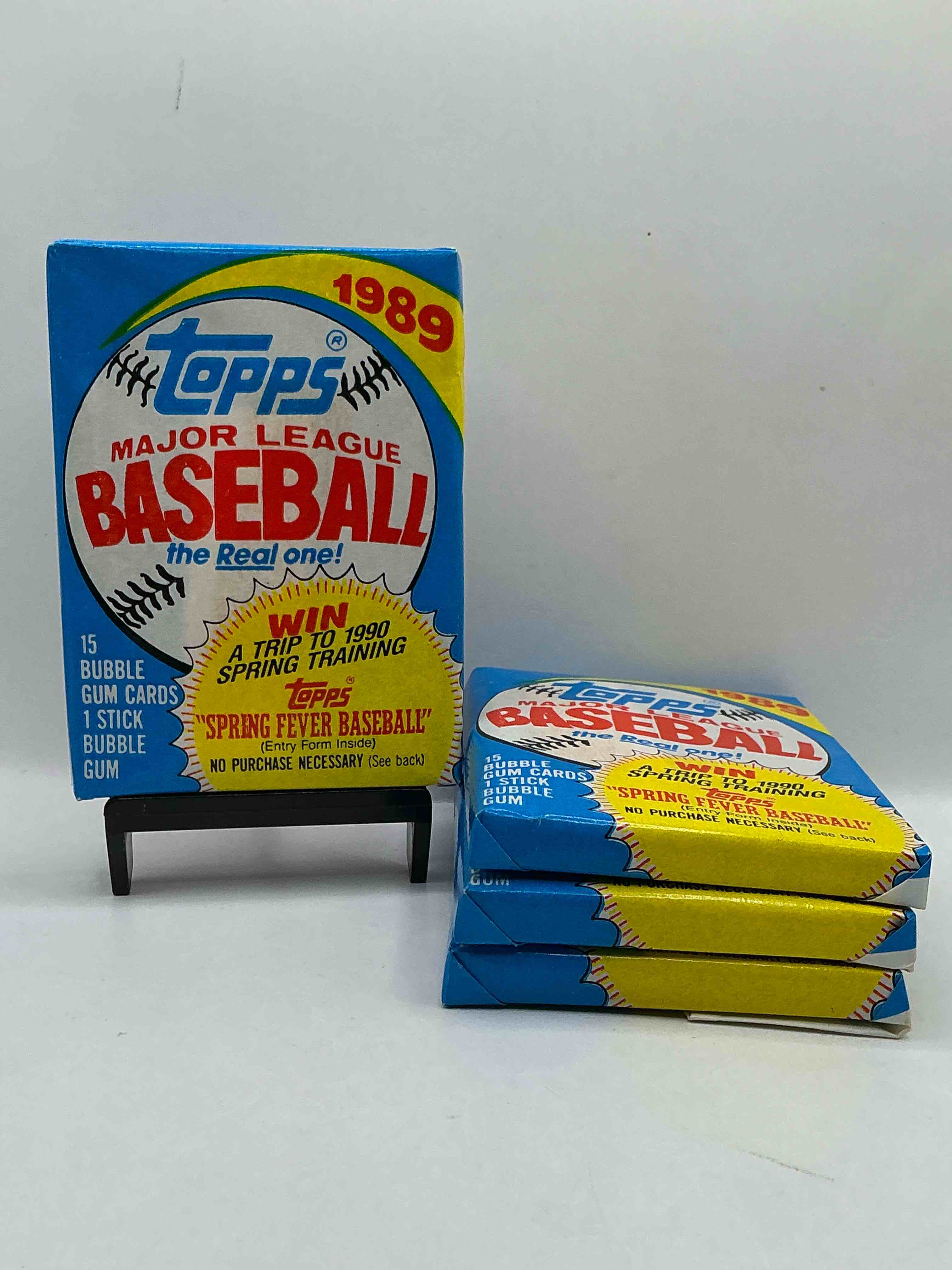 1989 Topps Baseball Unopened Sports Card Wax Packs! Direct From Original Retail Case! Search For Valuable Rookie Cards As Well As Valuable Bo Jackson & More!