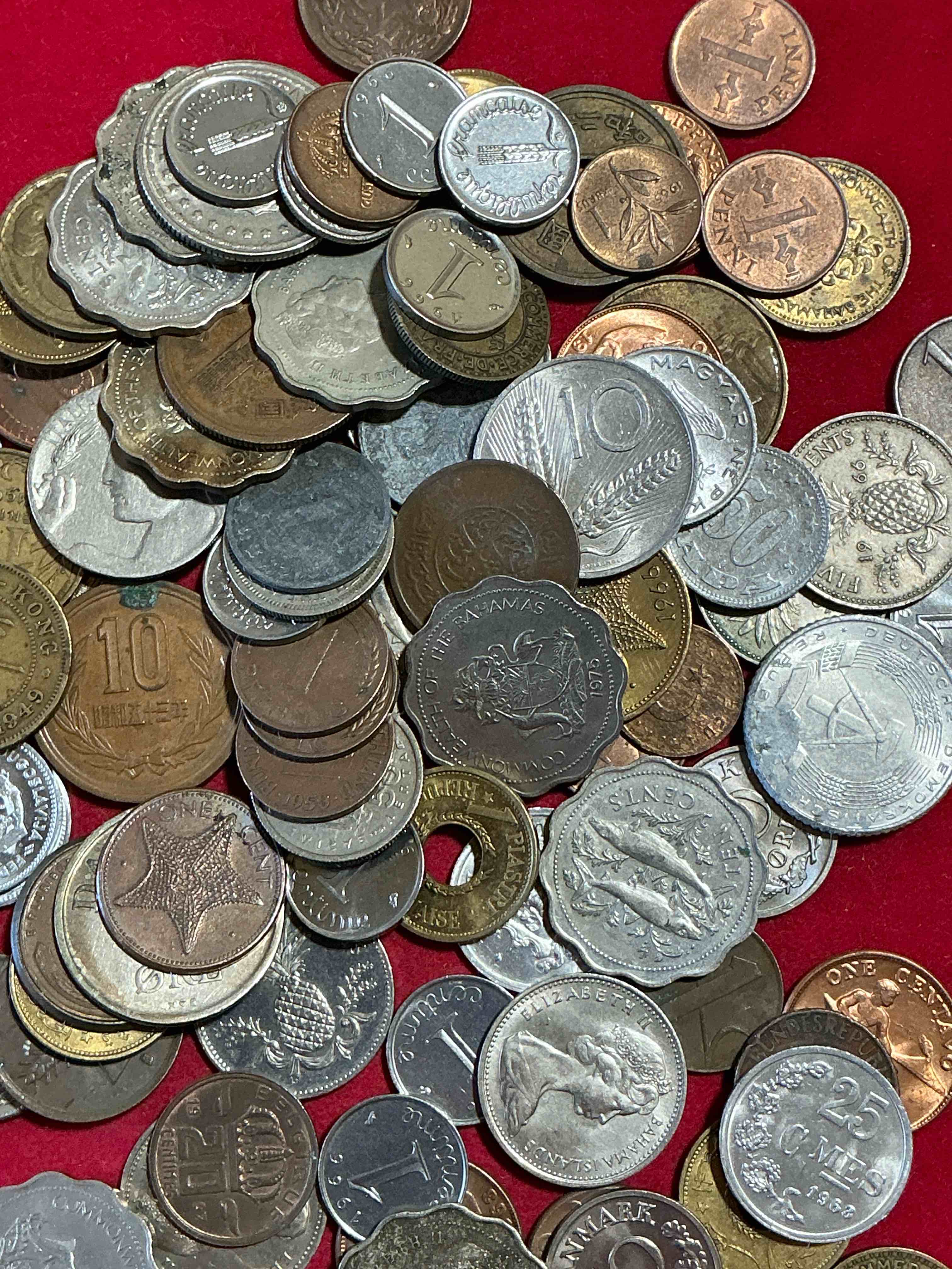 World Coins, Antique & Vintage! Each Lot Is Unique! Many Different Years, Countries, Sizes & Exotic Places. This Cool Collection Of Antique Coins From Around The World Is Loads Of Fun! Have Fun Identifying Each Coin & Country As A Great Educational Tool! A Great Investment Too!