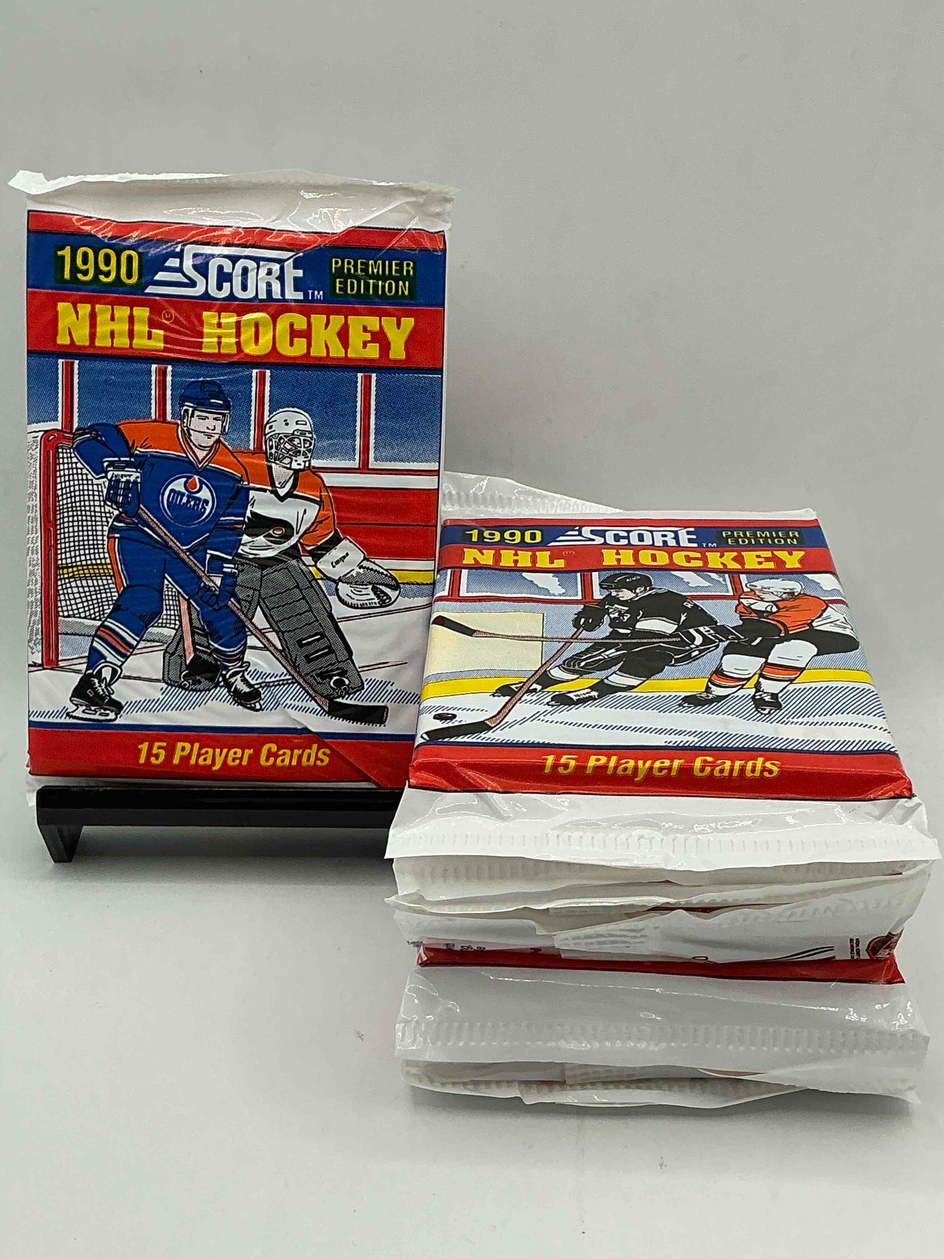 beautiful & rare! wayne gretzky!? 1990 score hockey unopened packs! look for key rookies & wayne gretzky cards in these amazing packs! straight from box & rare!