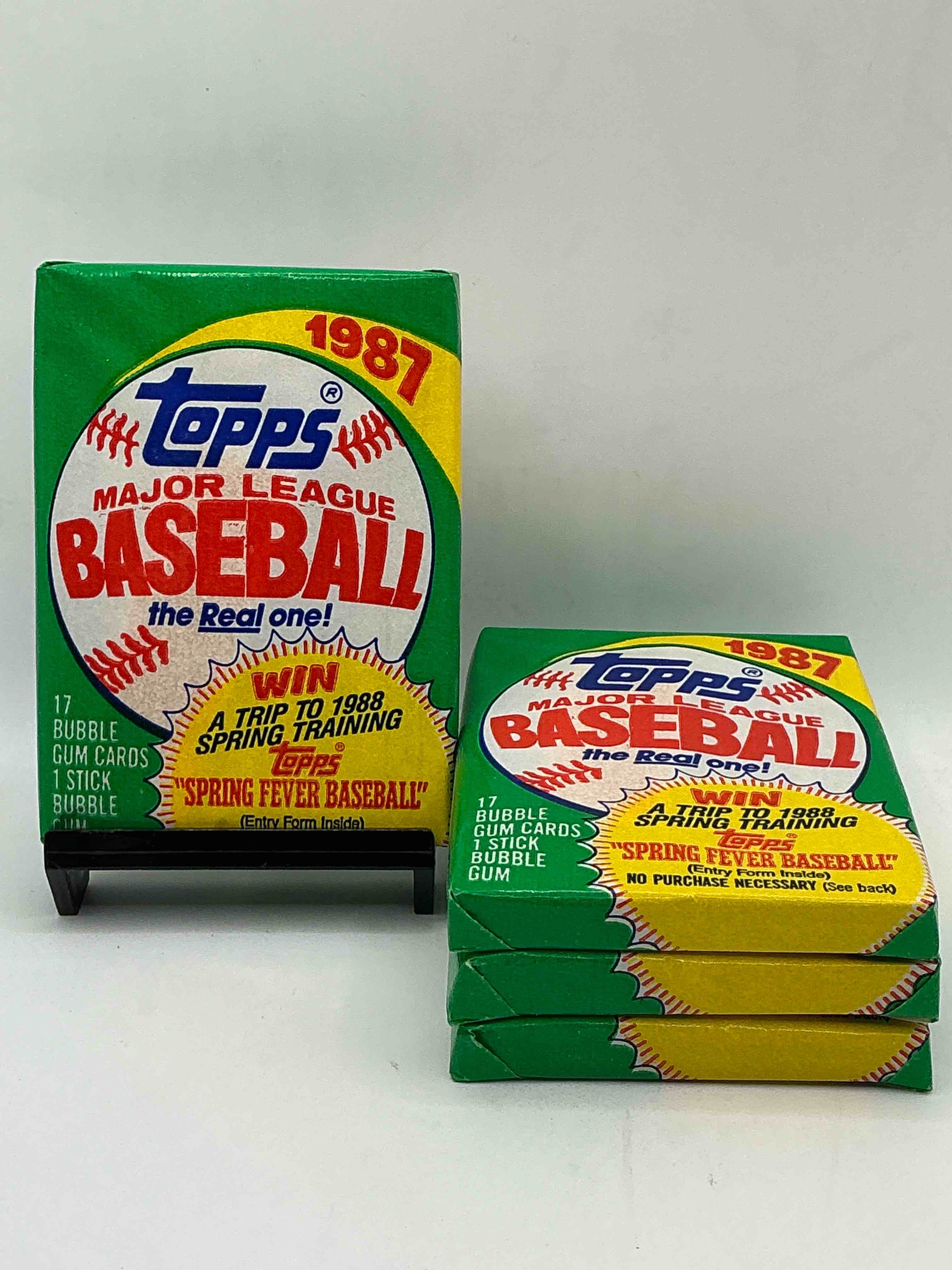 Loaded! 1987 Topps Baseball Unopened Sports Card Collectible Wax Pack, Direct From Original Retail Case! 1987 Topps Baseball Is A Loaded Year With Rookie Cards From Barry Bonds (PSA 10 $300+), Bo Jackson, Jose Canseco & More! Excellent Condition!