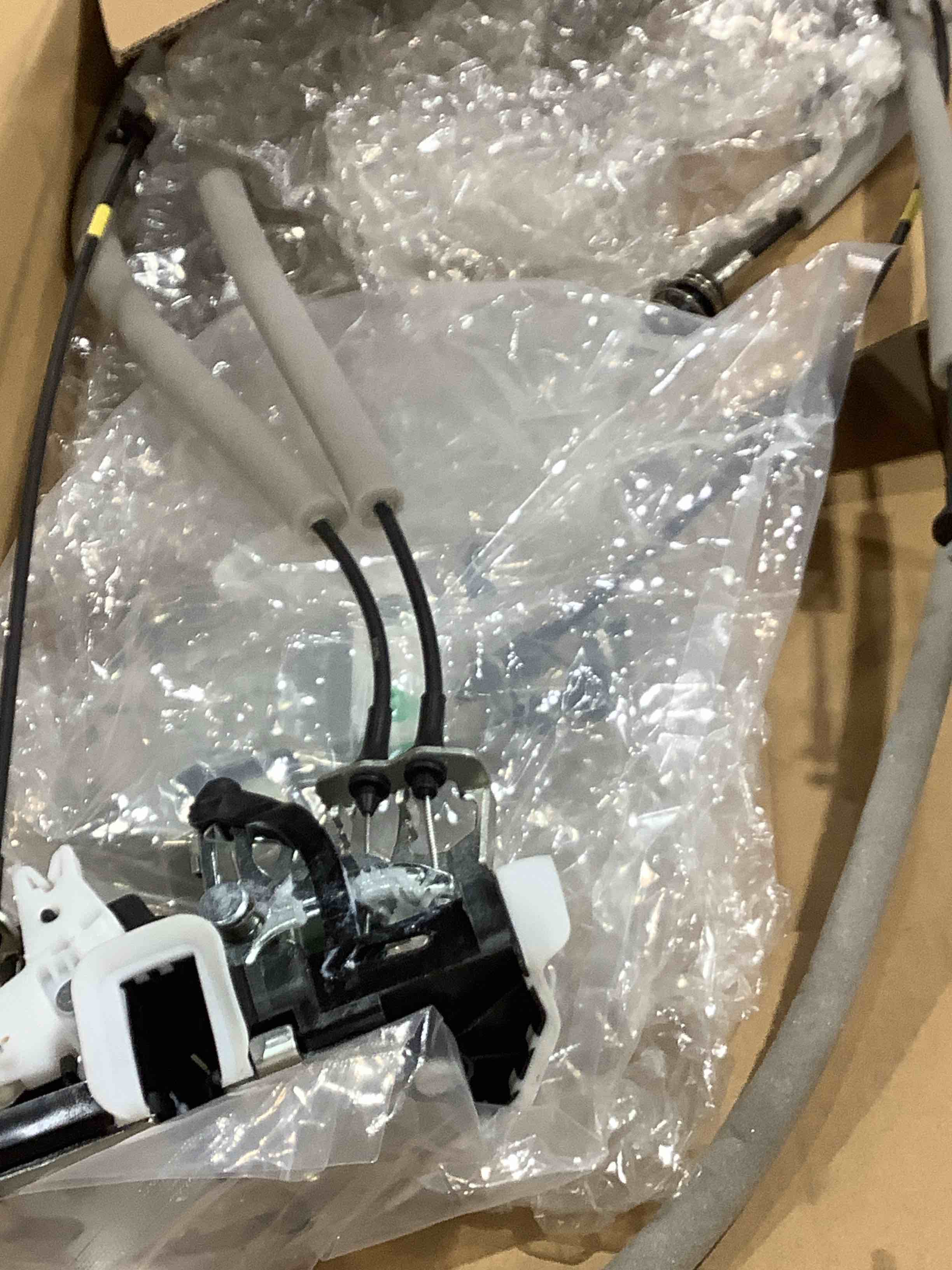 Condition photo showing Good Condition for Qagea Right Side Sliding Door Latch Lock Actuator CK4Z61264A00B Fit for 2015-2020 Ford Transit-150, Transit-250, Transit-350, Transit-350 HD & Thomas Transit Liner