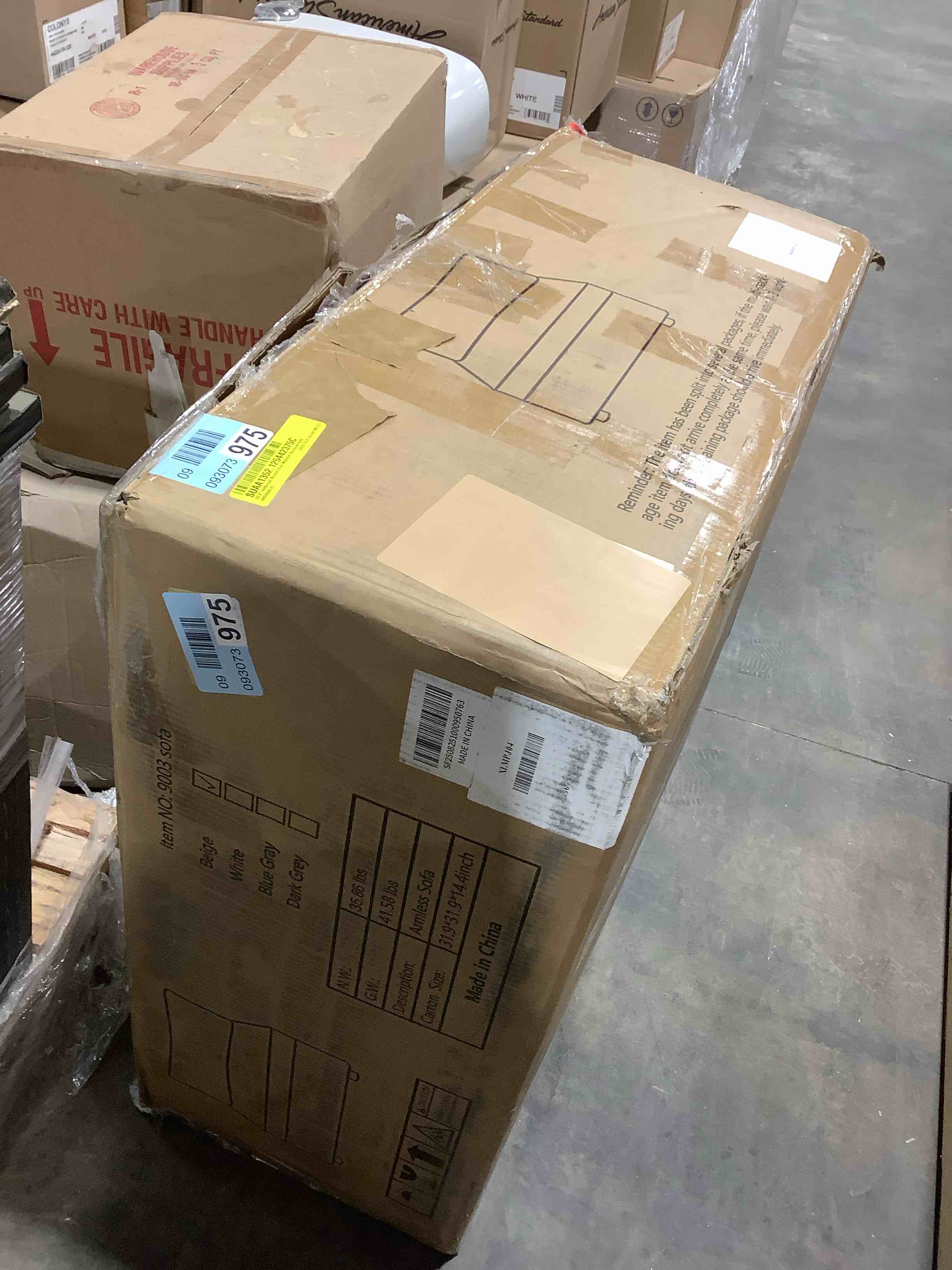 Condition photo showing Good Condition for 31.5" Heffernan Accent chair modular sectional sofa beige