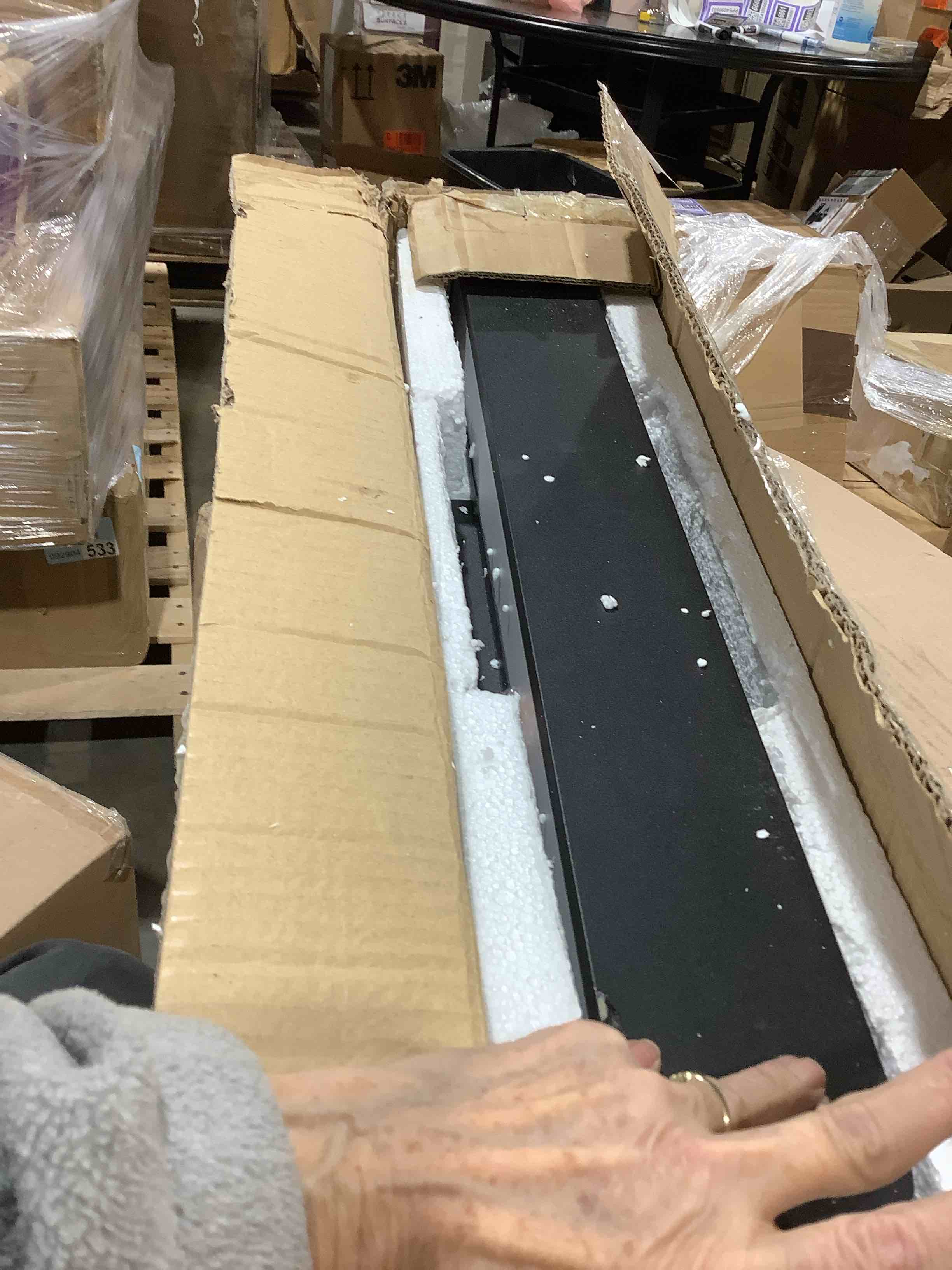 Condition photo showing Good Condition for Modern black dimmable rectangular long lineage outdoor wall sconce