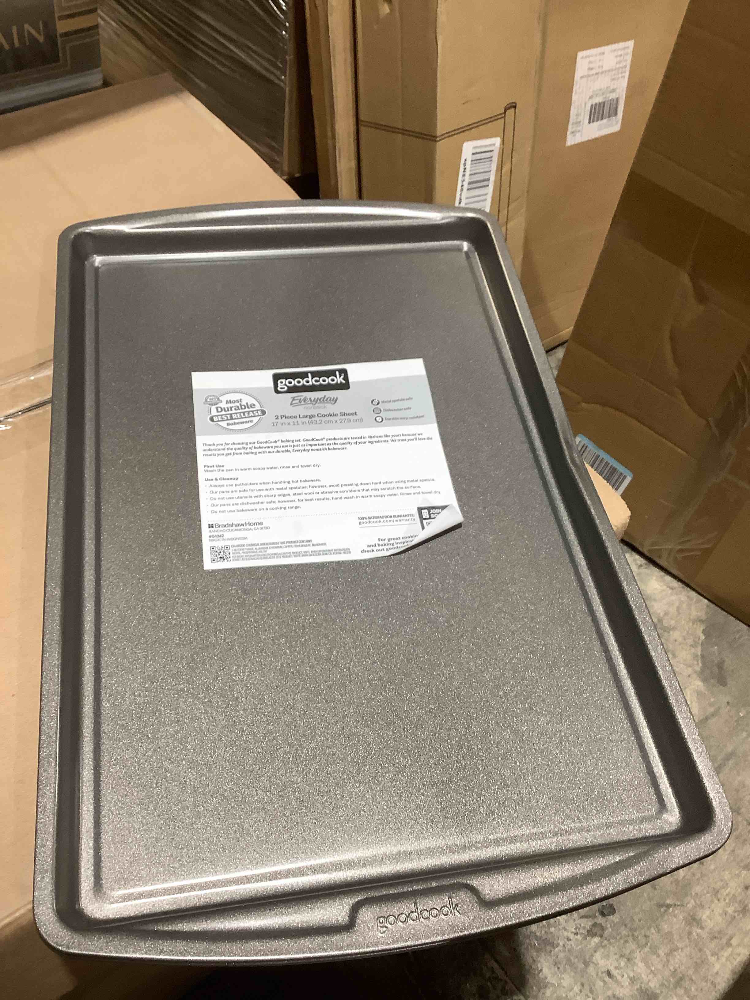 Condition photo showing Good Condition for Goodcook cookie sheet