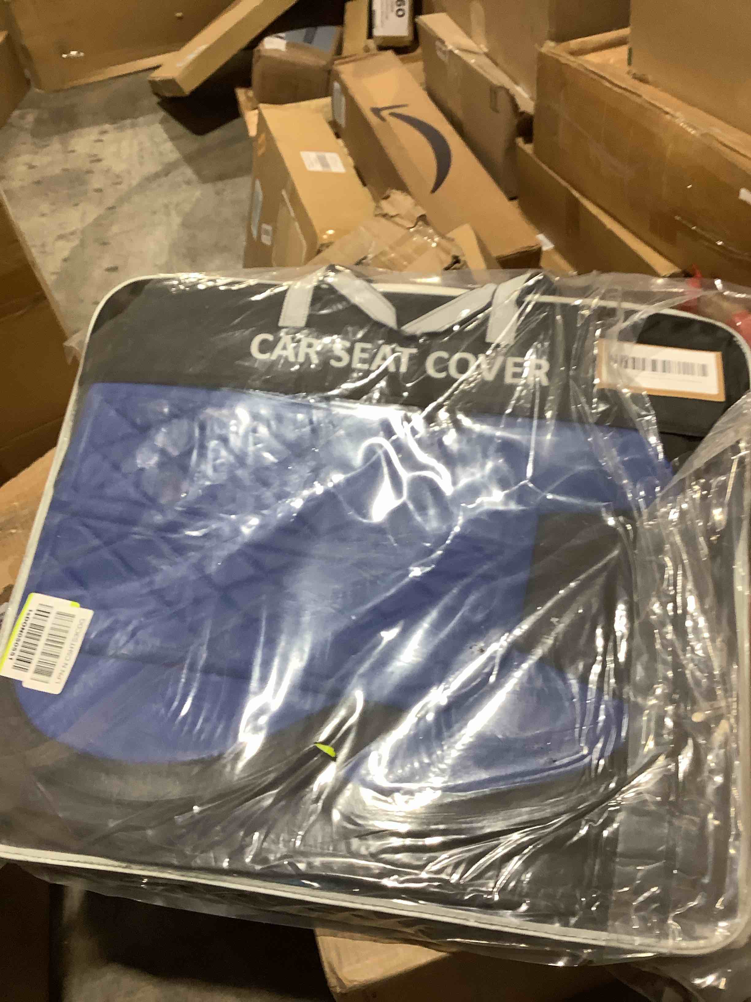 Condition photo showing New/Like New for DuWang Car seat cover compatible with Silverado, black and blue