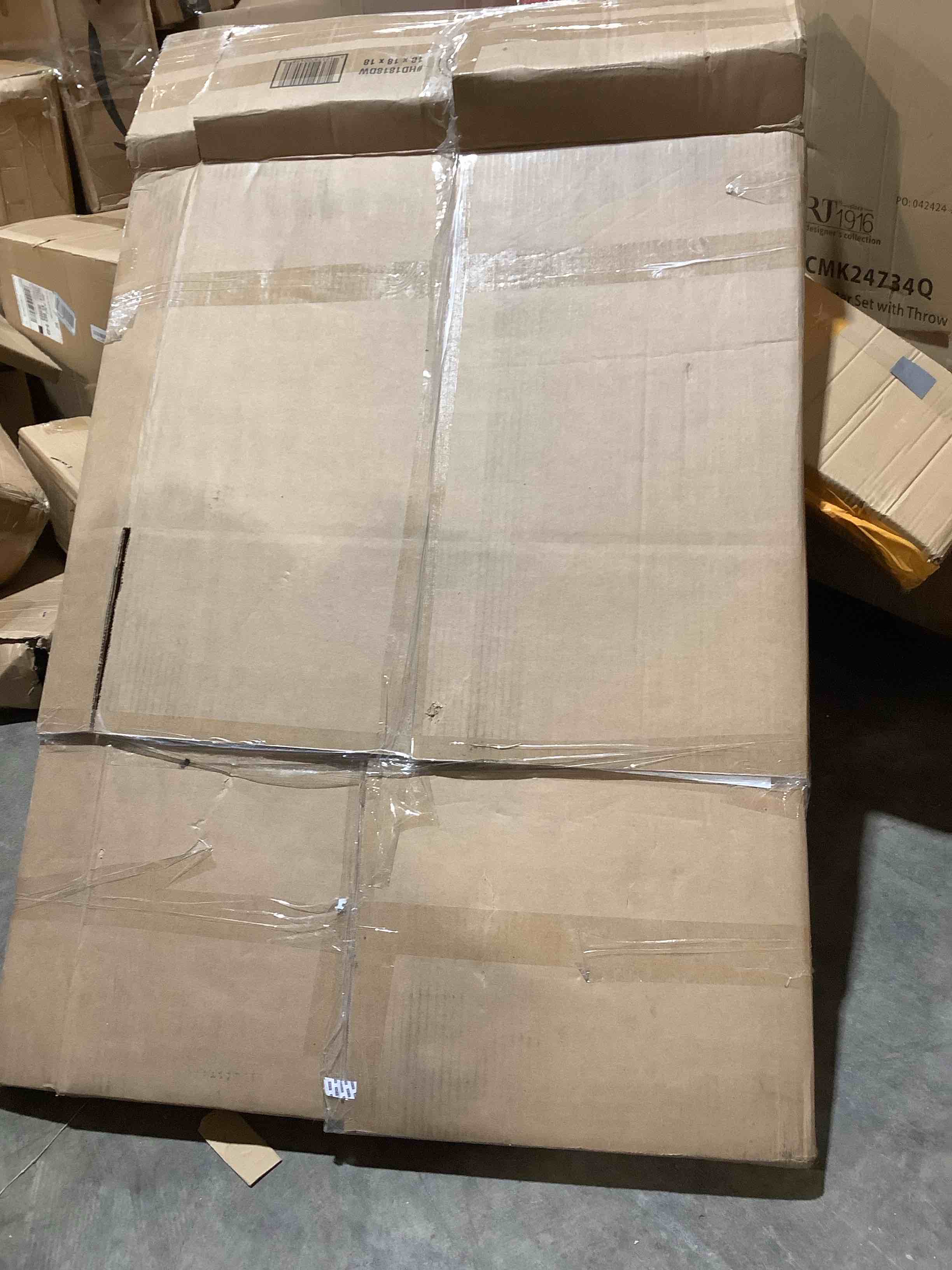 Condition photo showing Good Condition for Child safety gate