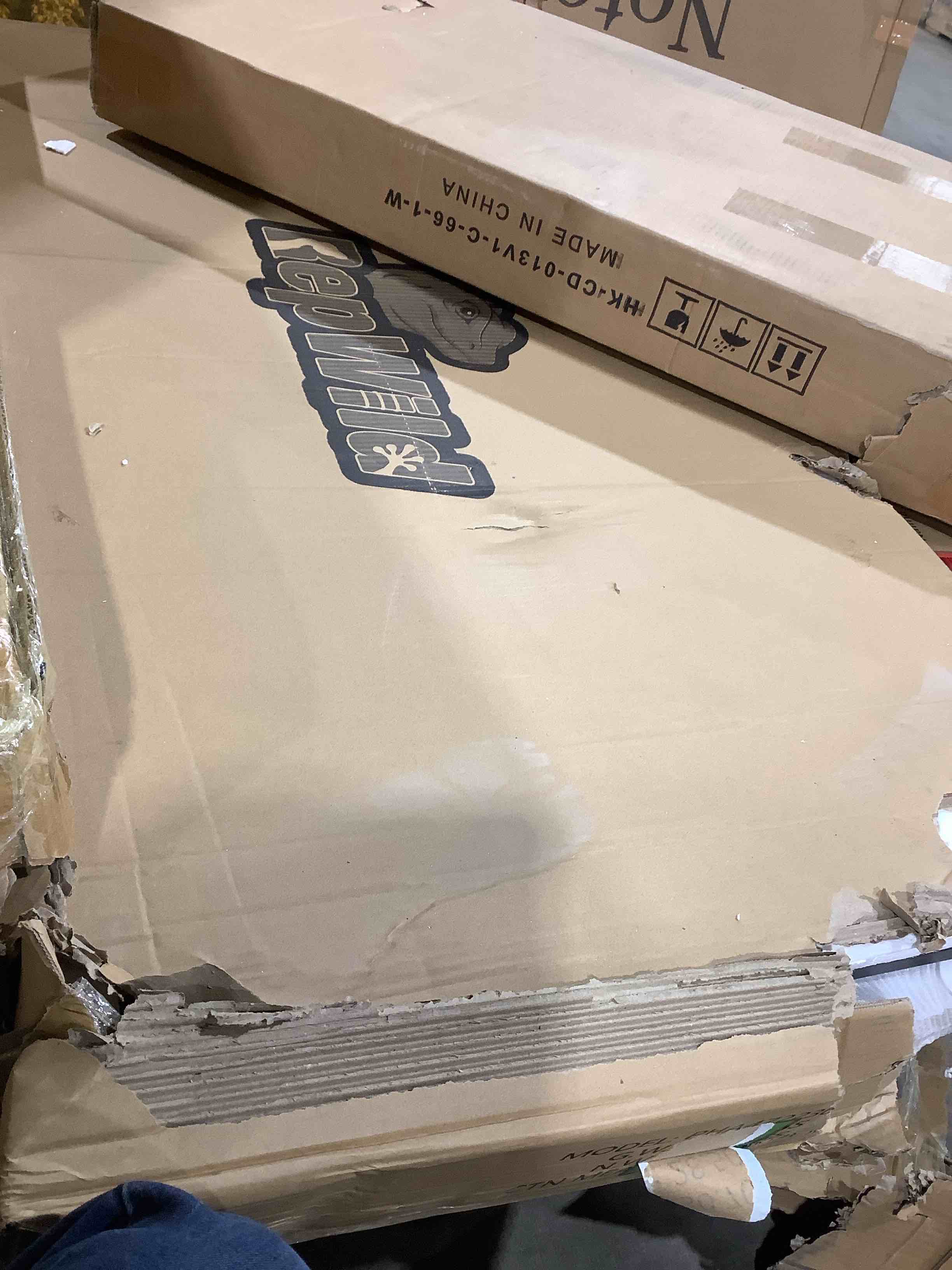 Condition photo showing Good Condition for Repwild pha472236236 4x2x2 (120 Gallon) PVC Reptile Enclosure, RepWild Terrarium/Tank with Heavy-Duty Screen Top, Glass Sliding Doors & Lock for Bearded Dragons, Ball Python, Geckos, Lizards