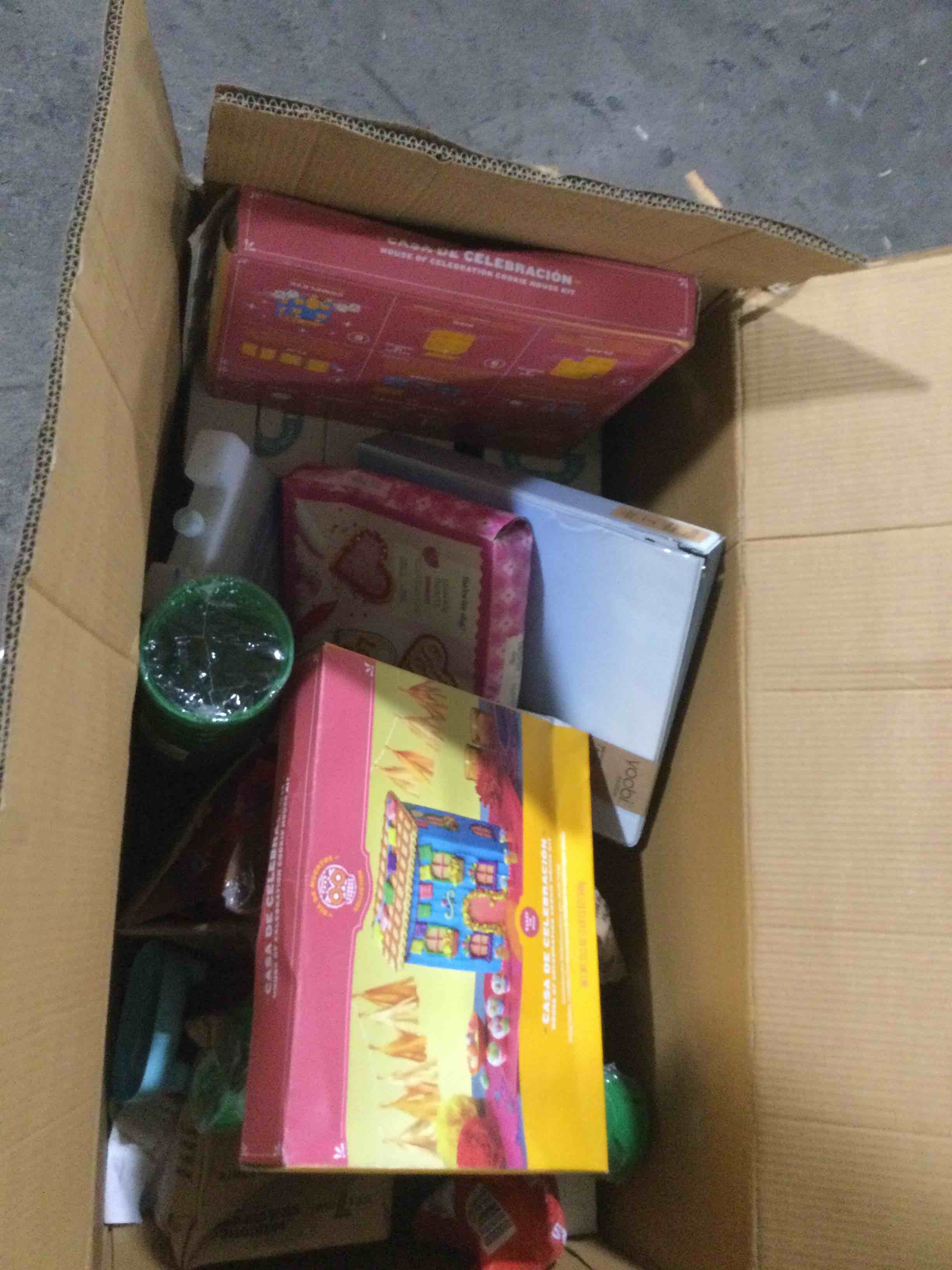 box of miscellaneous items ect….