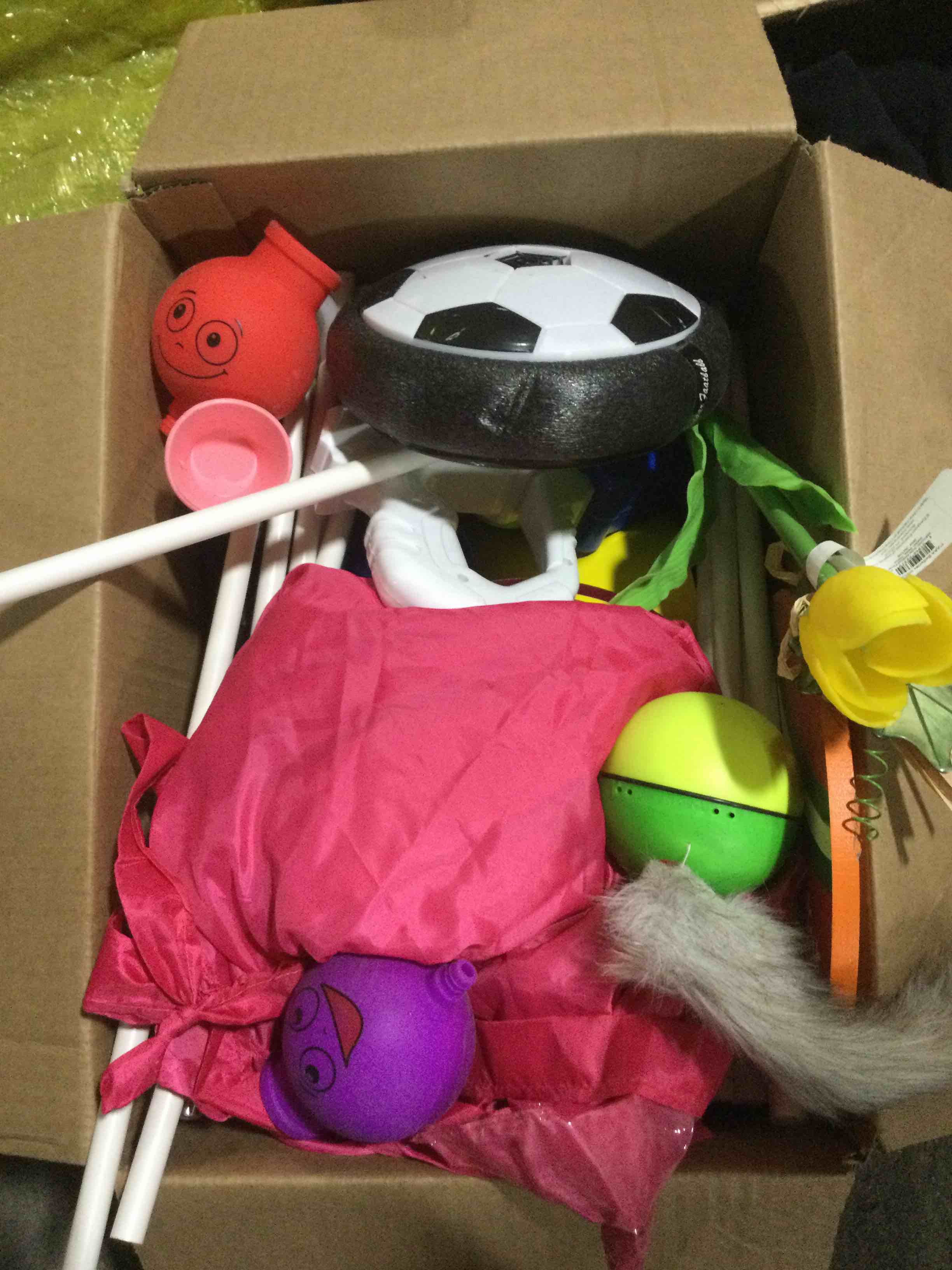 box of miscellaneous items ect..