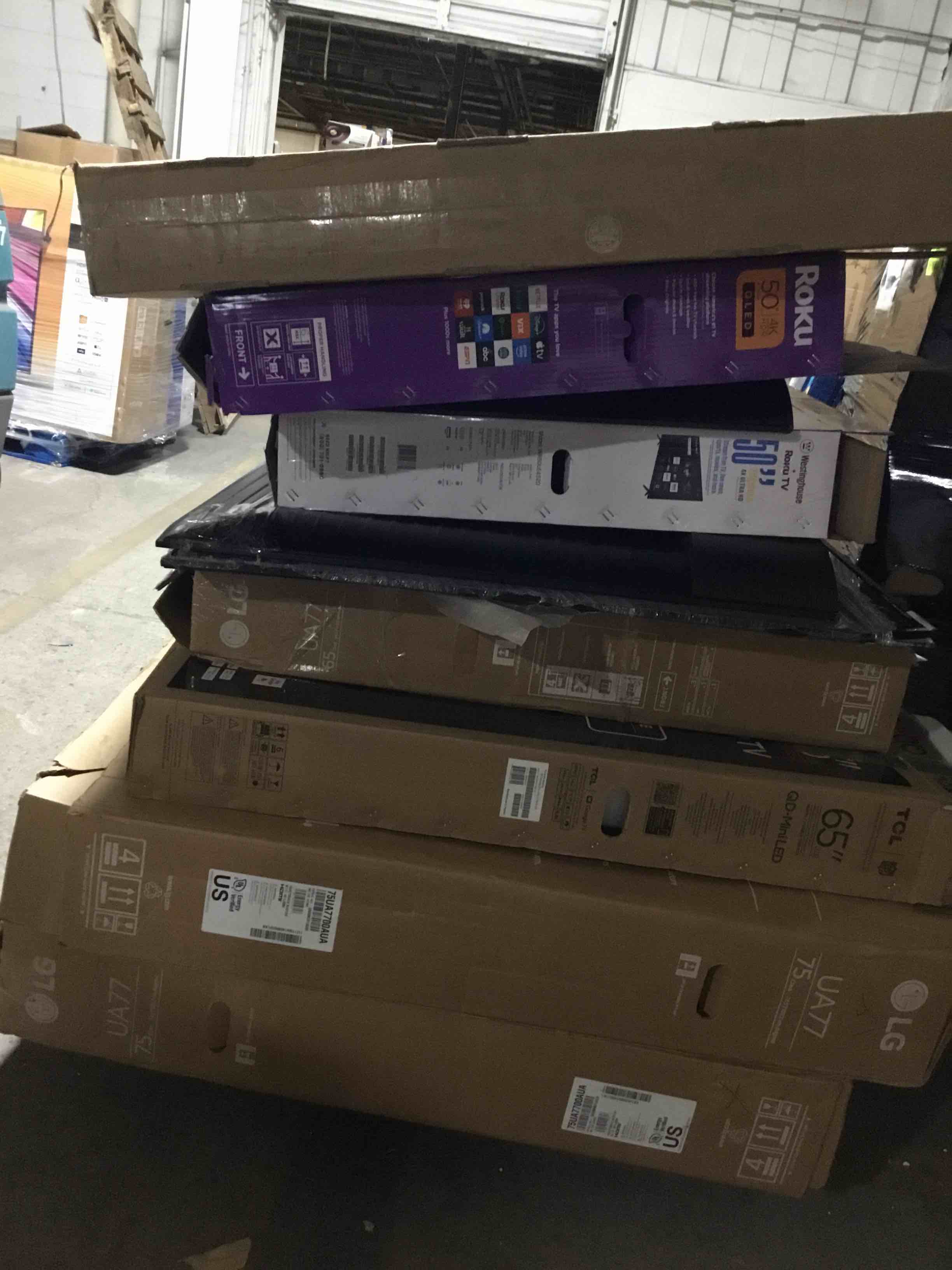 12 tvs most 55” or larger brands like Samsung LG Vizio Ruko for parts or repair